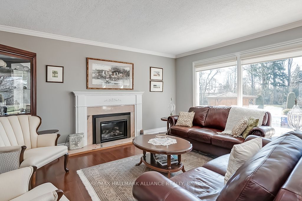 258 Westwood Dr