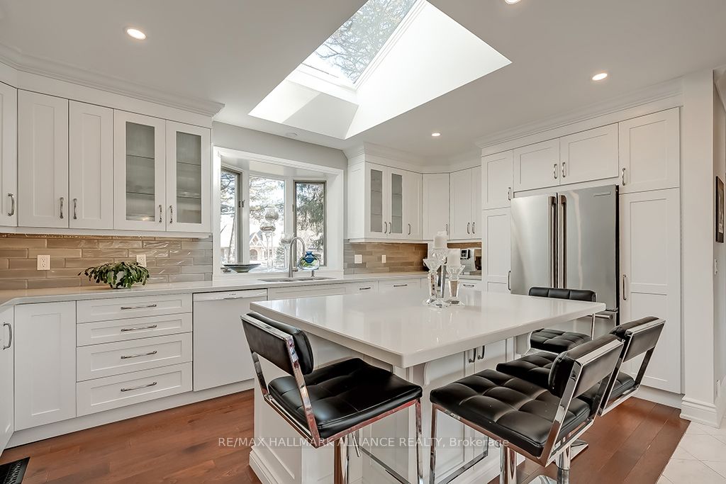 258 Westwood Dr