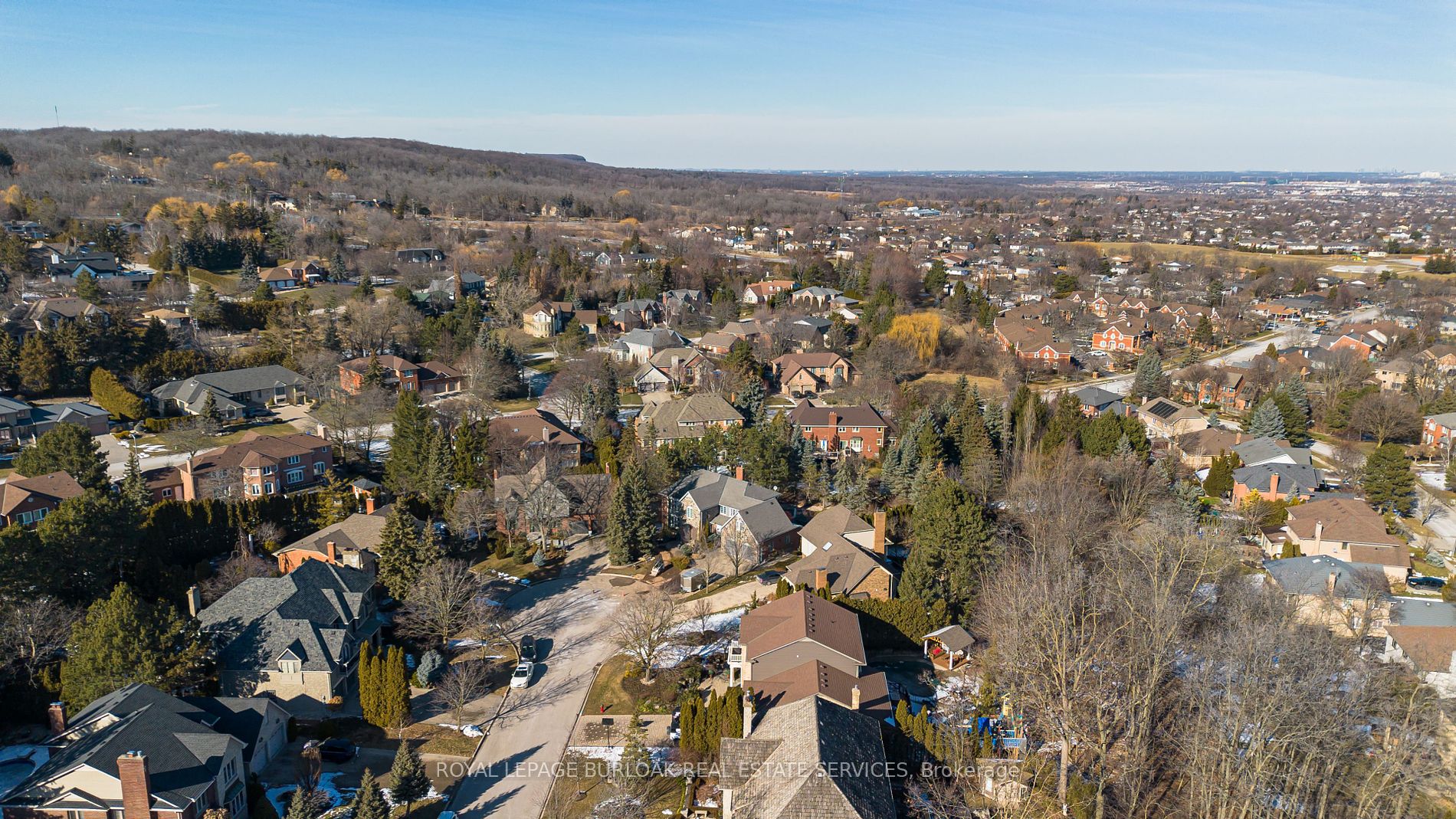 2312 Hoover Court