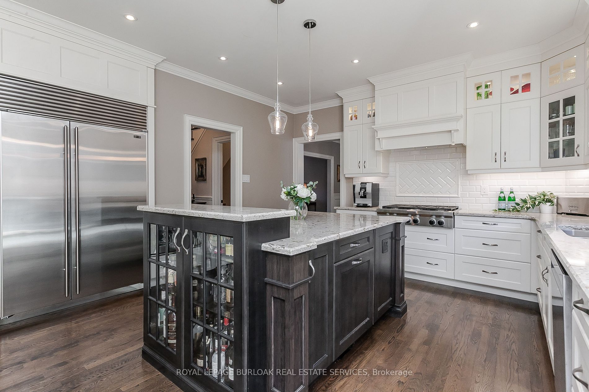 2312 Hoover Court