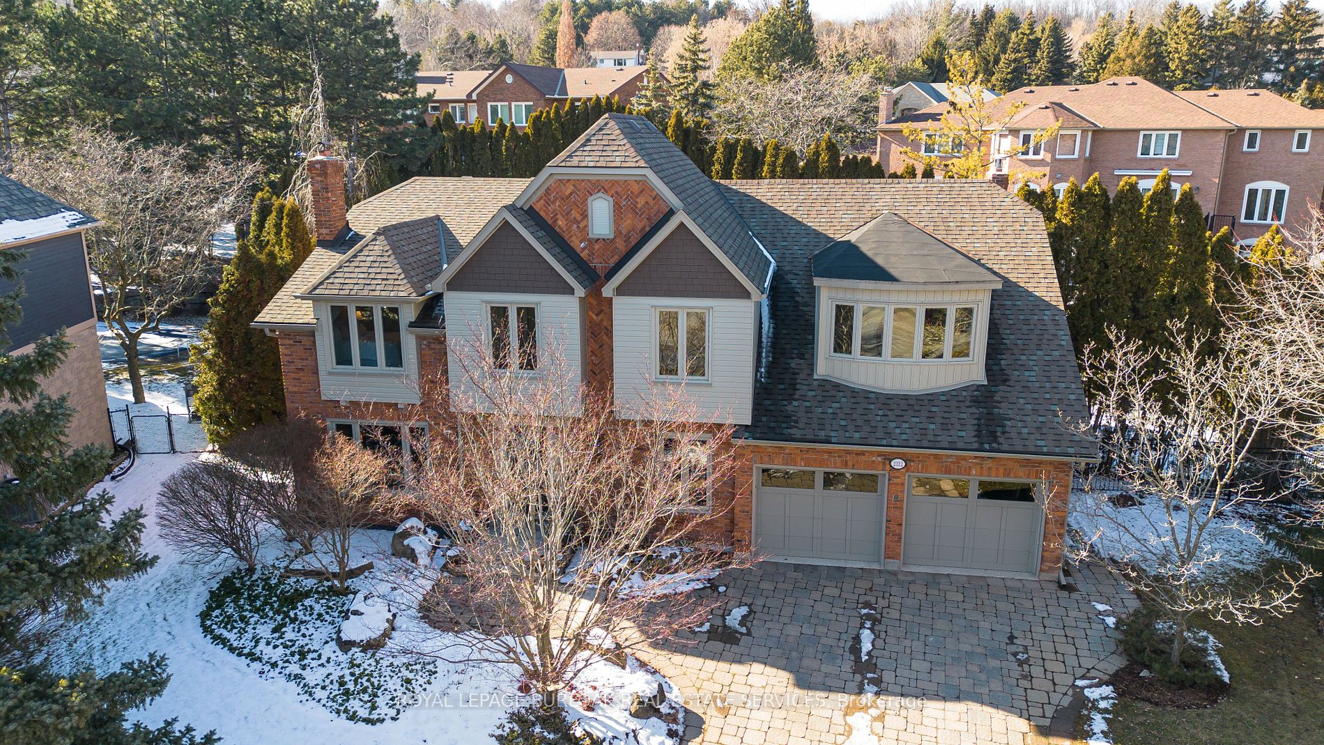 2312 Hoover Court