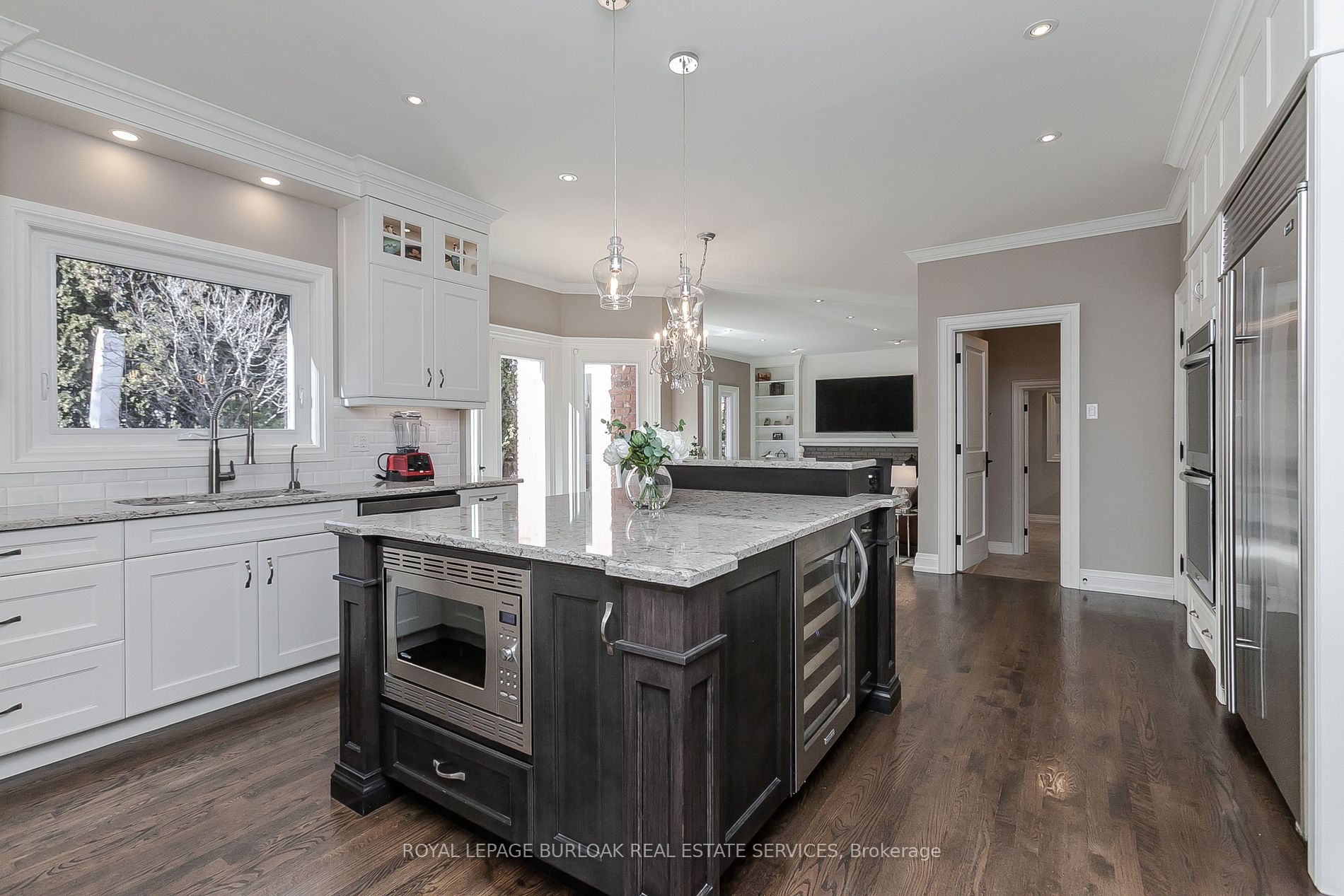 2312 Hoover Court