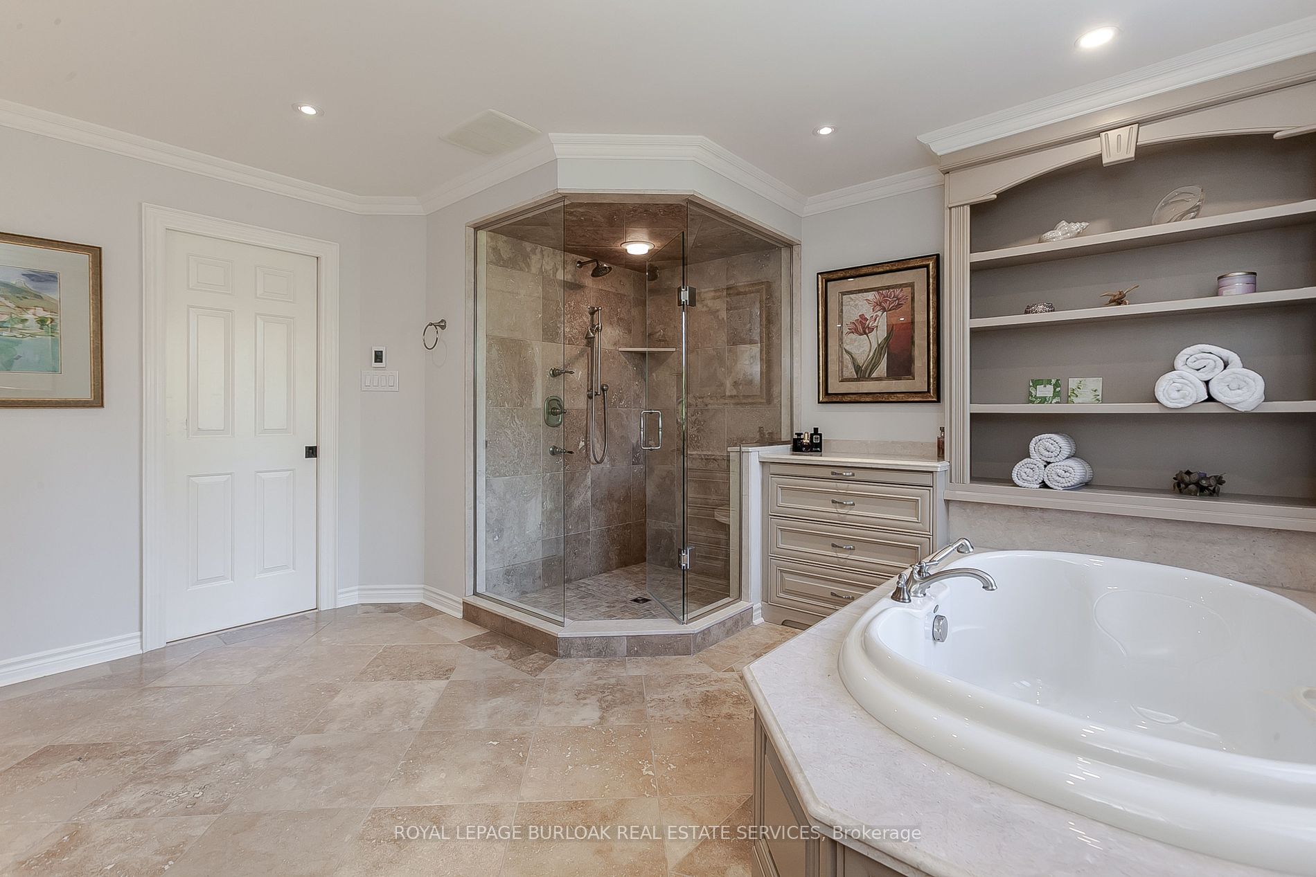 2312 Hoover Court