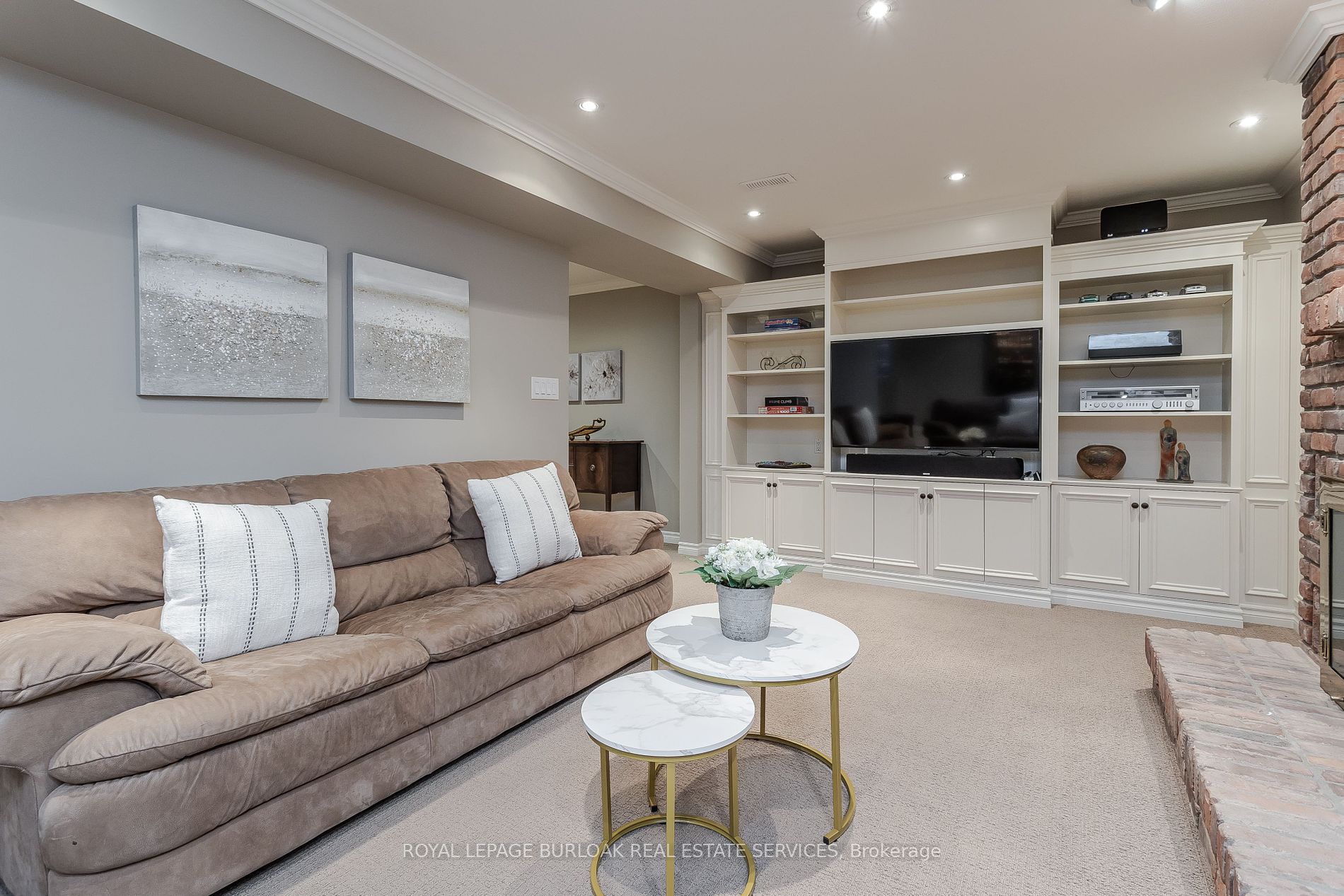 2312 Hoover Court