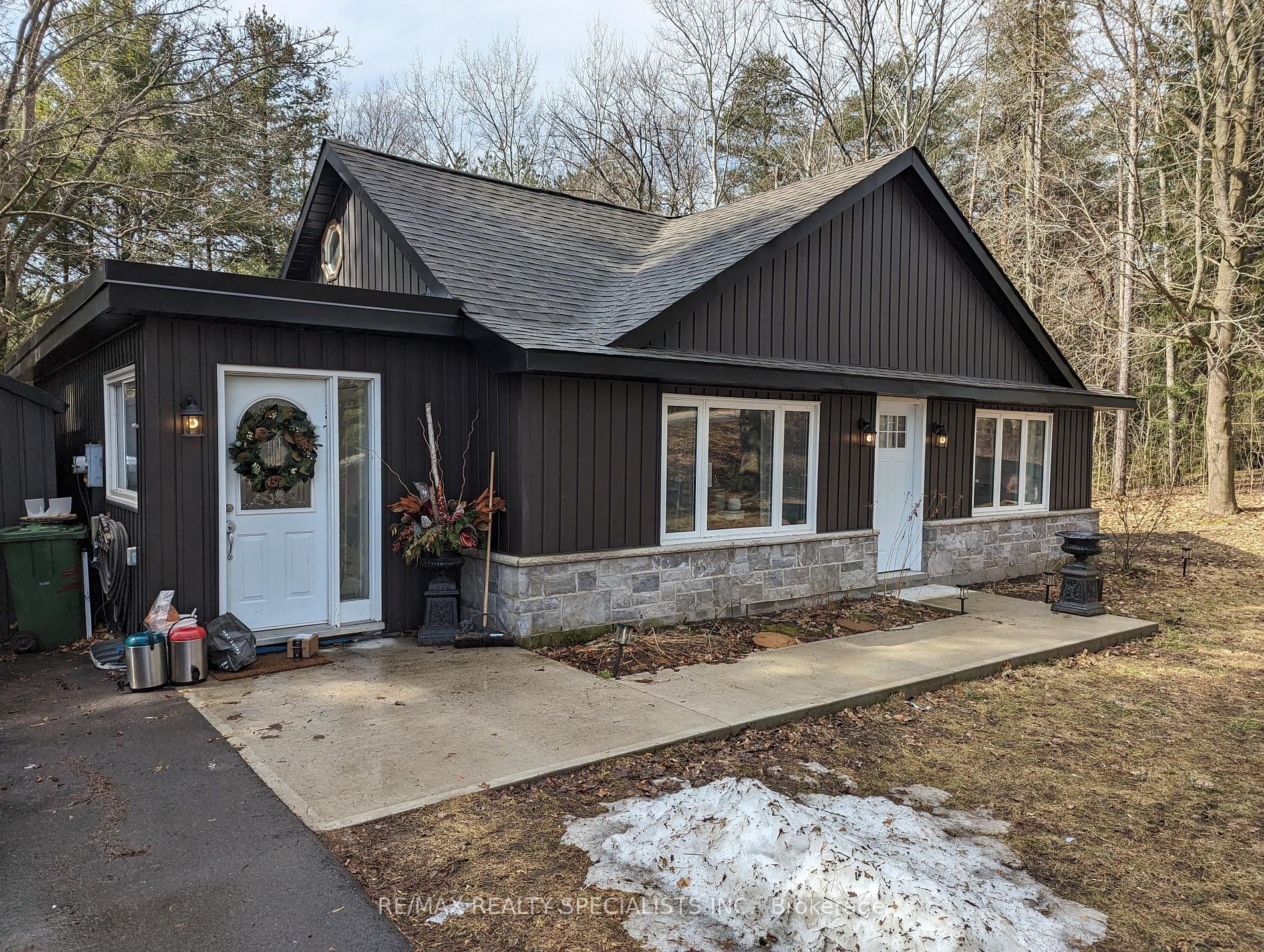 20194 Main Street