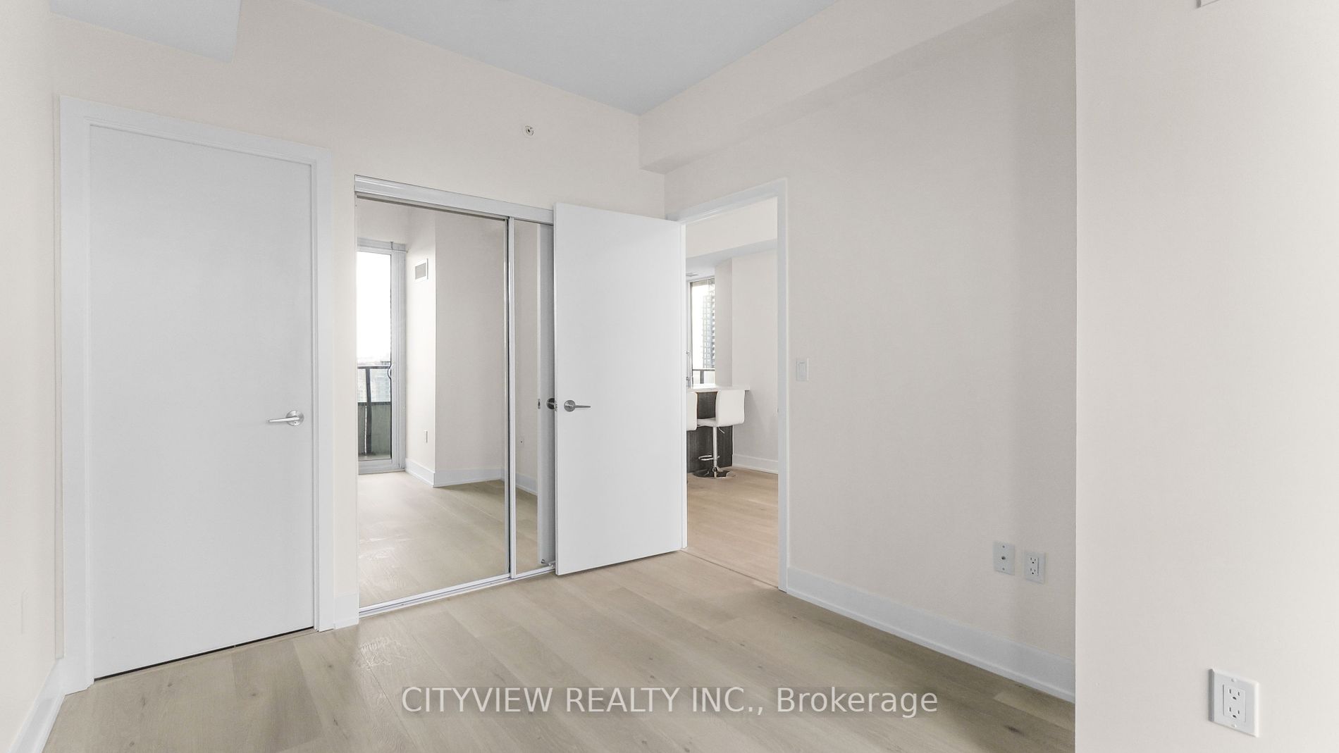 20 Shore breeze Drive, #2604