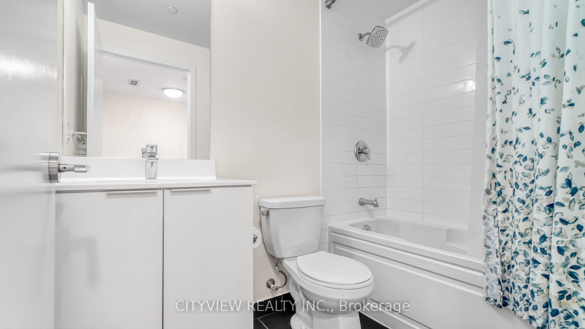 20 Shore breeze Drive, #2604