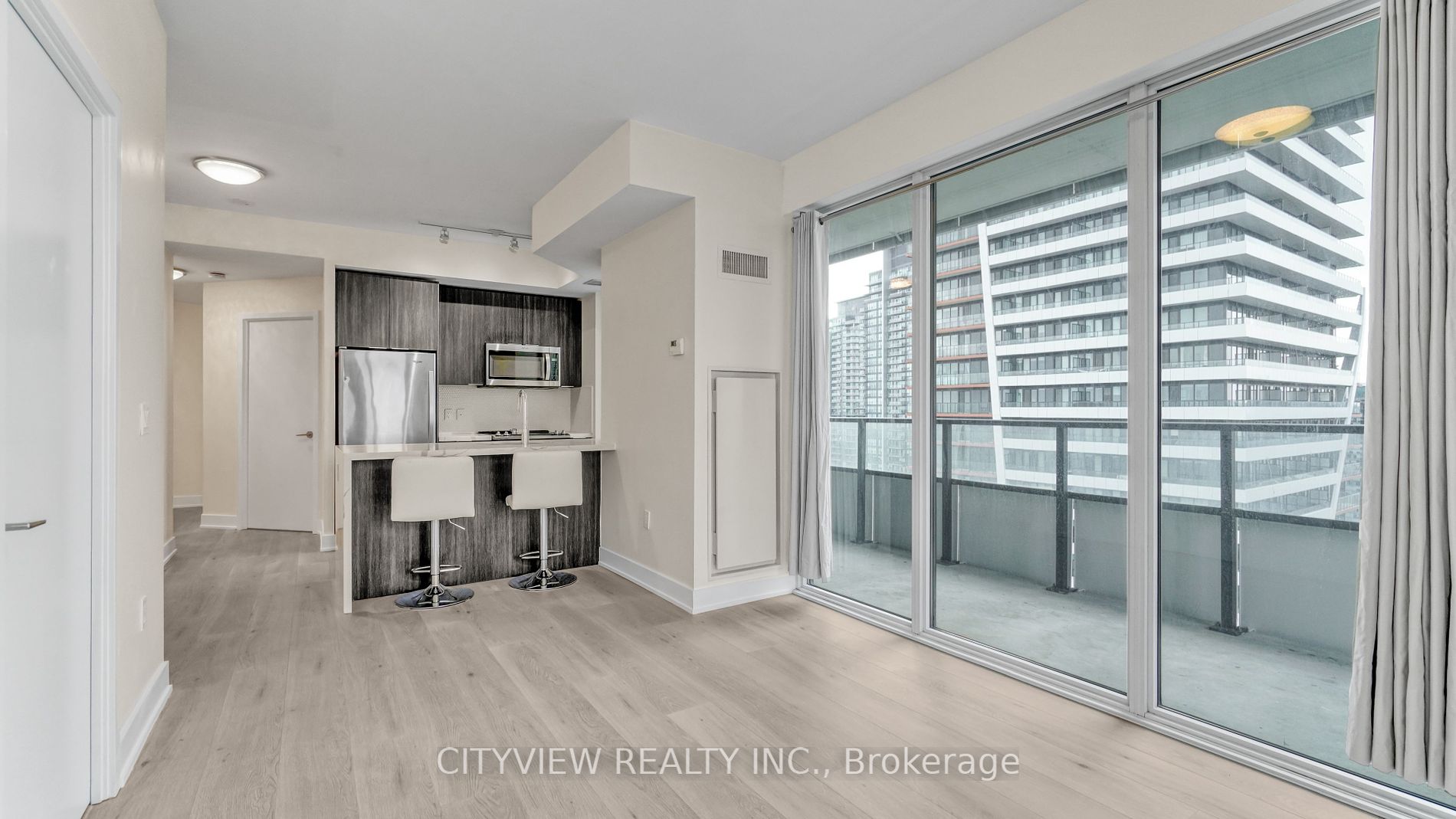 20 Shore breeze Drive, #2604