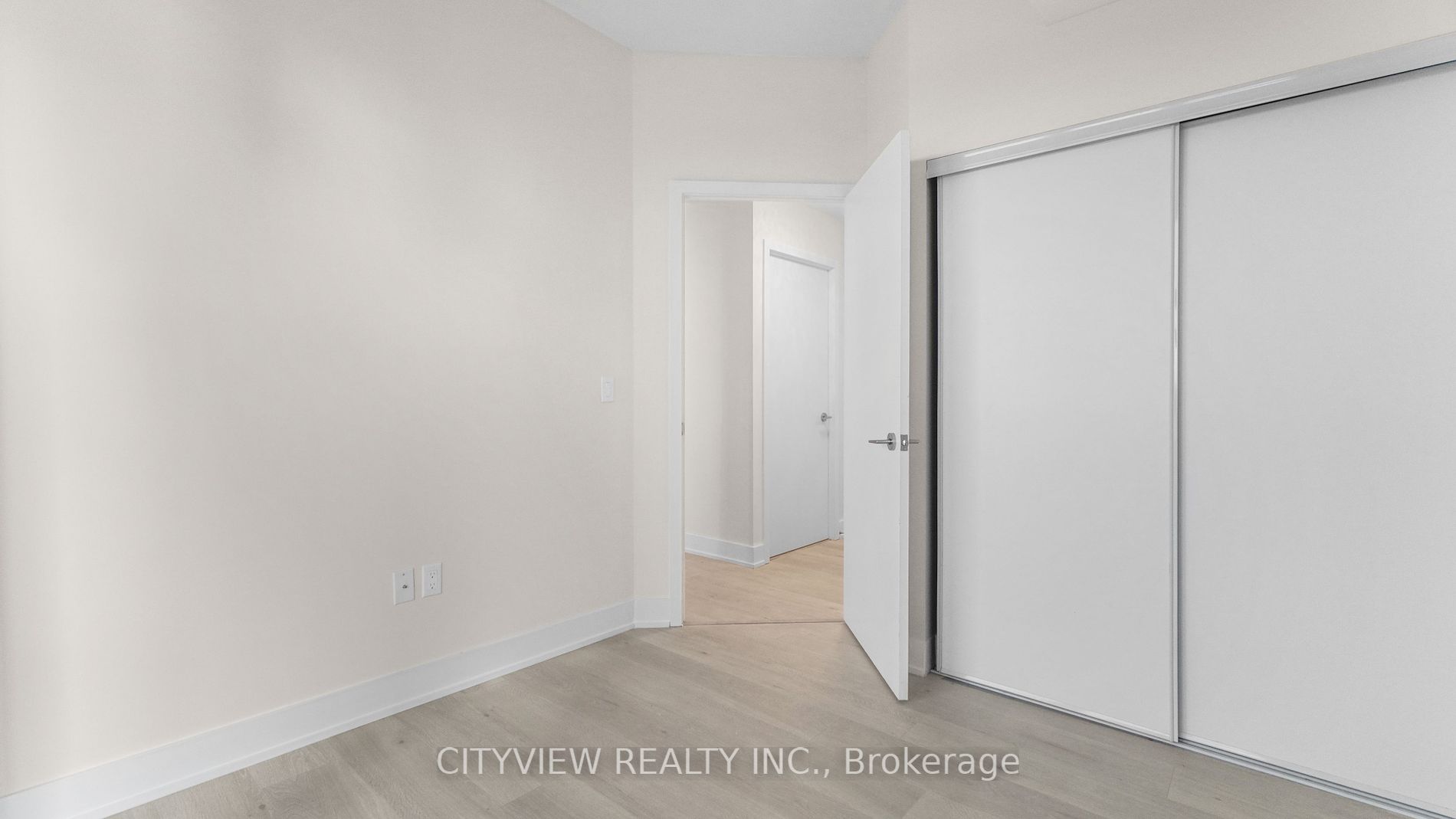 20 Shore breeze Drive, #2604