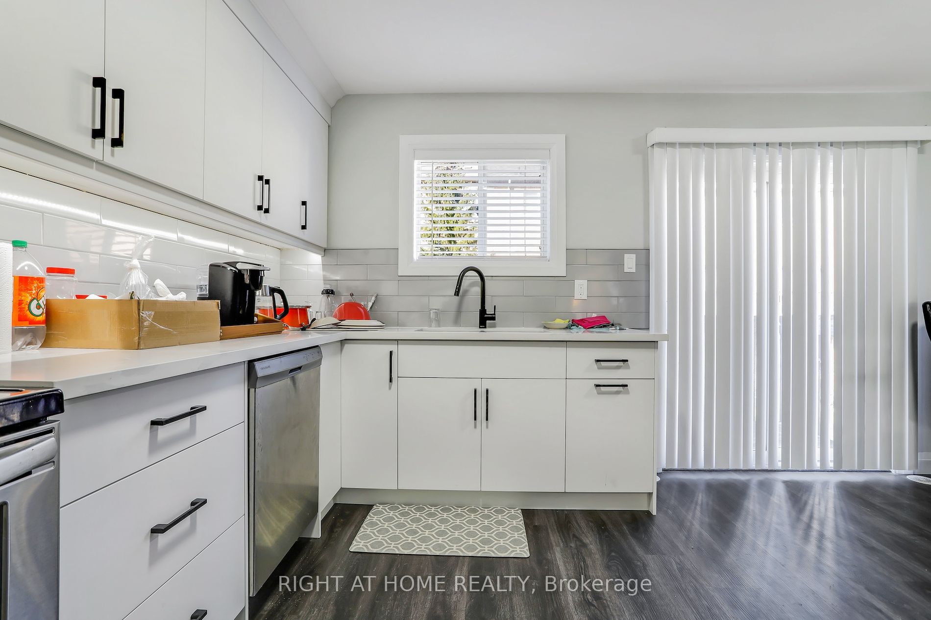 601 Shoreline Drive, #194