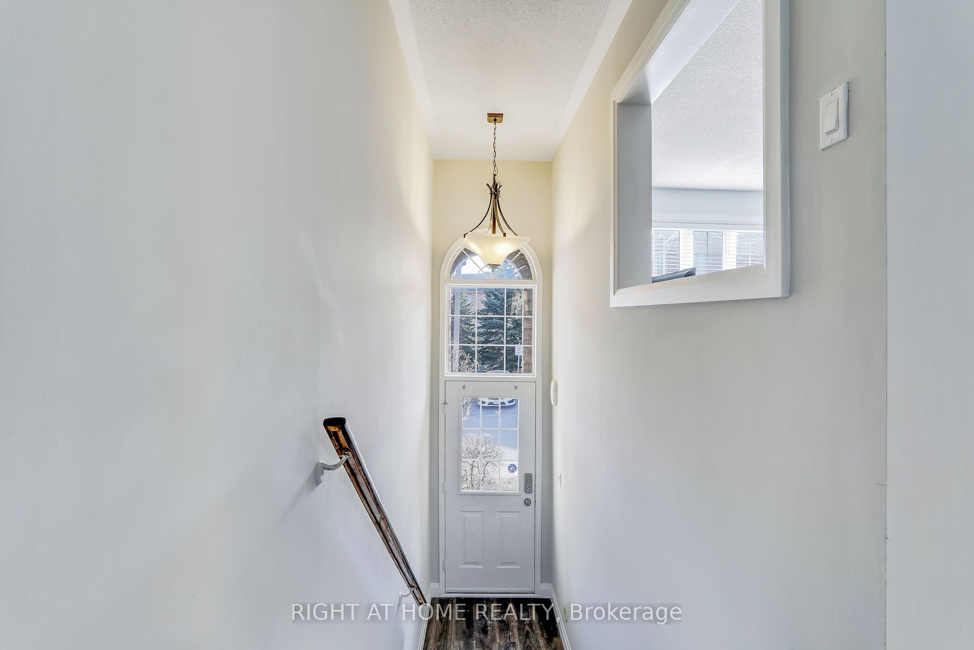 601 Shoreline Drive, #194