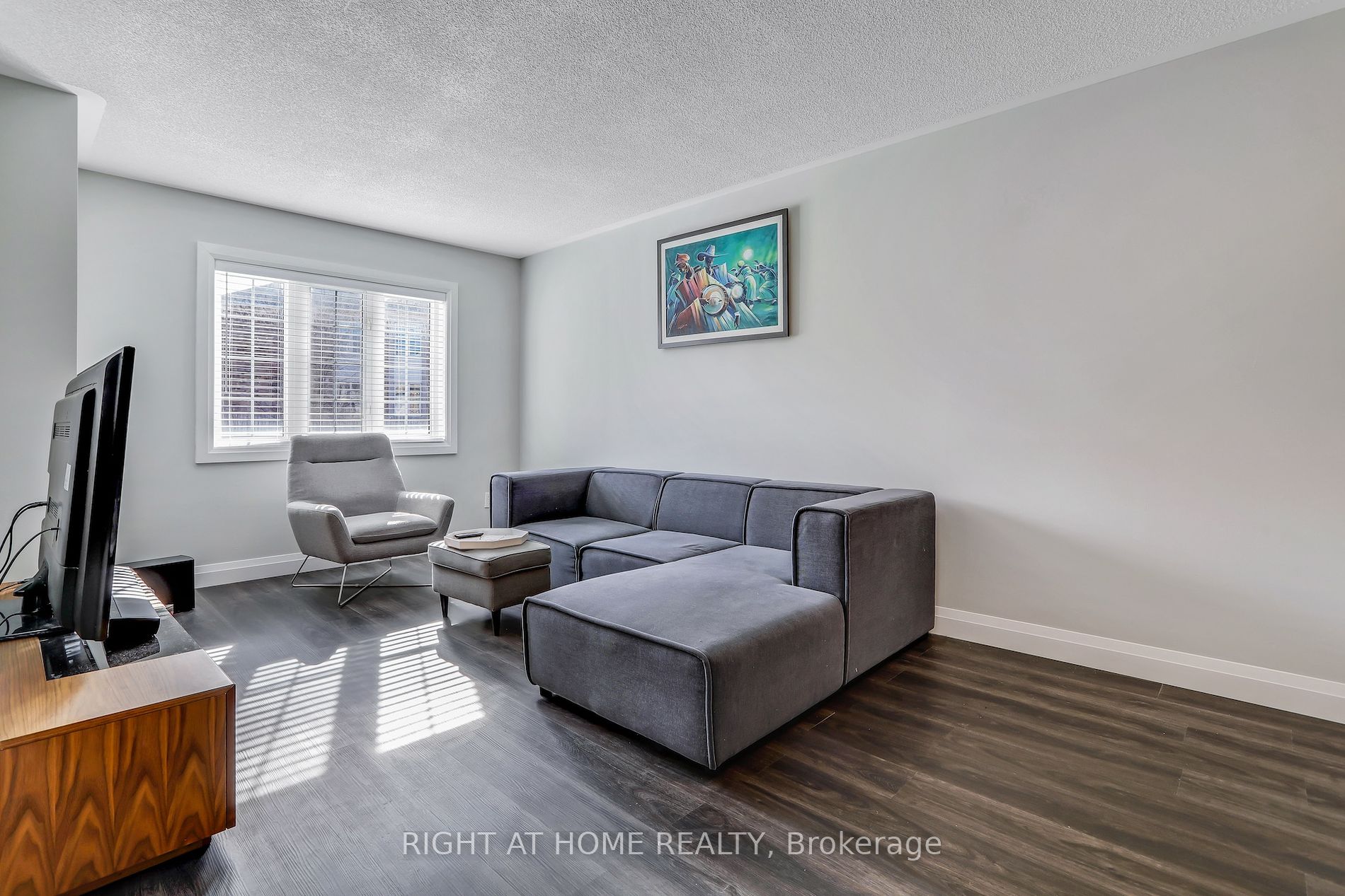 601 Shoreline Drive, #194