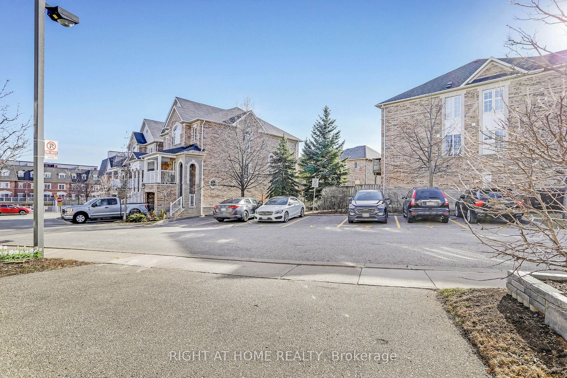 601 Shoreline Drive, #194