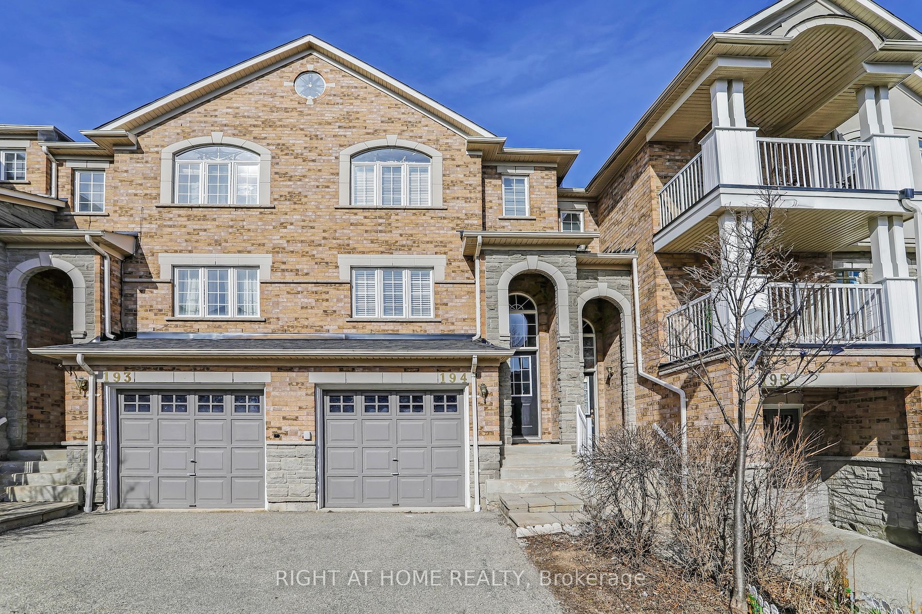 601 Shoreline Drive, #194
