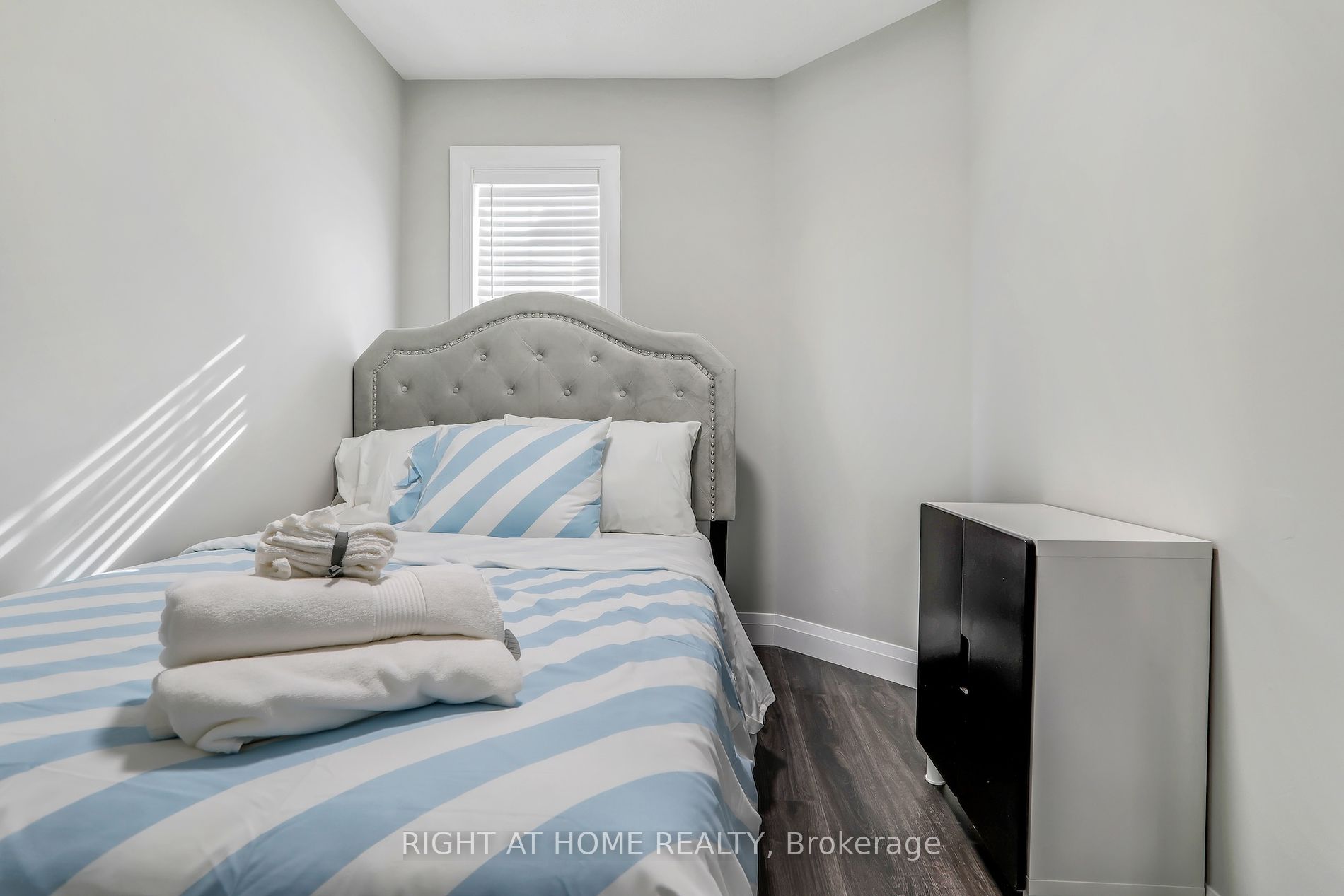 601 Shoreline Drive, #194