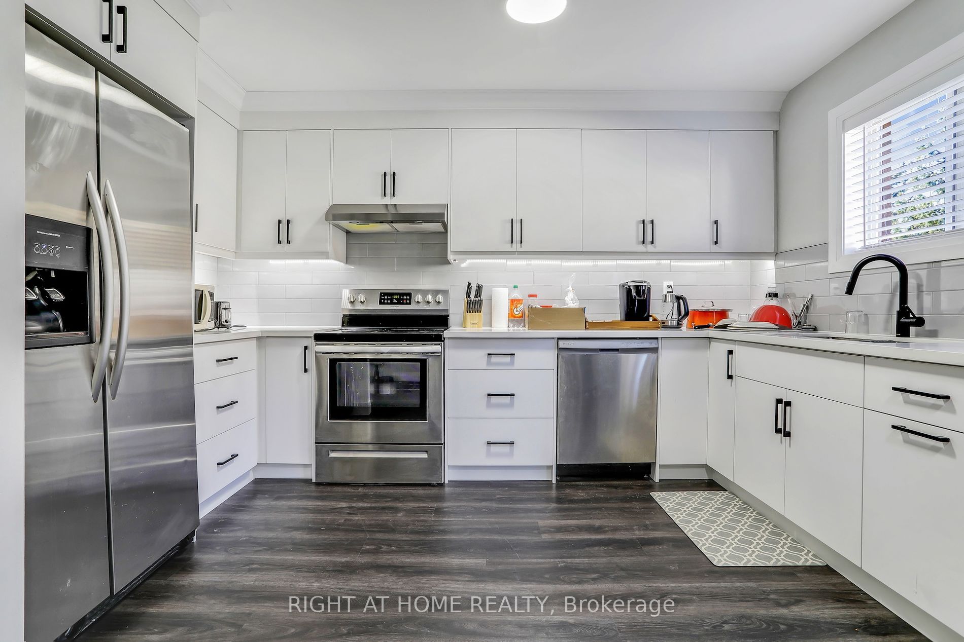 601 Shoreline Drive, #194