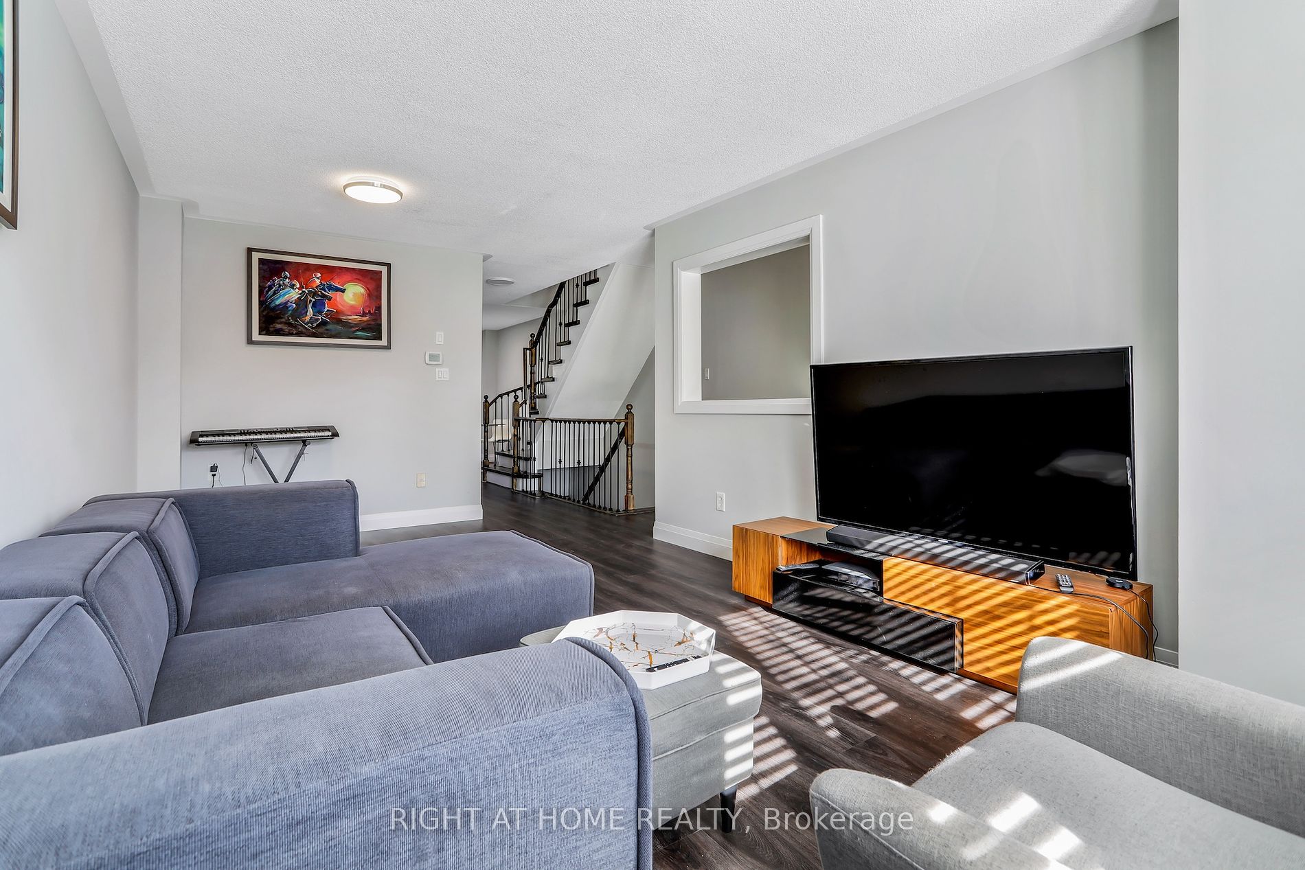 601 Shoreline Drive, #194