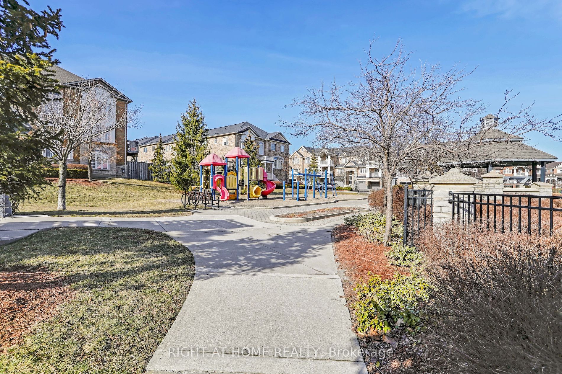 601 Shoreline Drive, #194