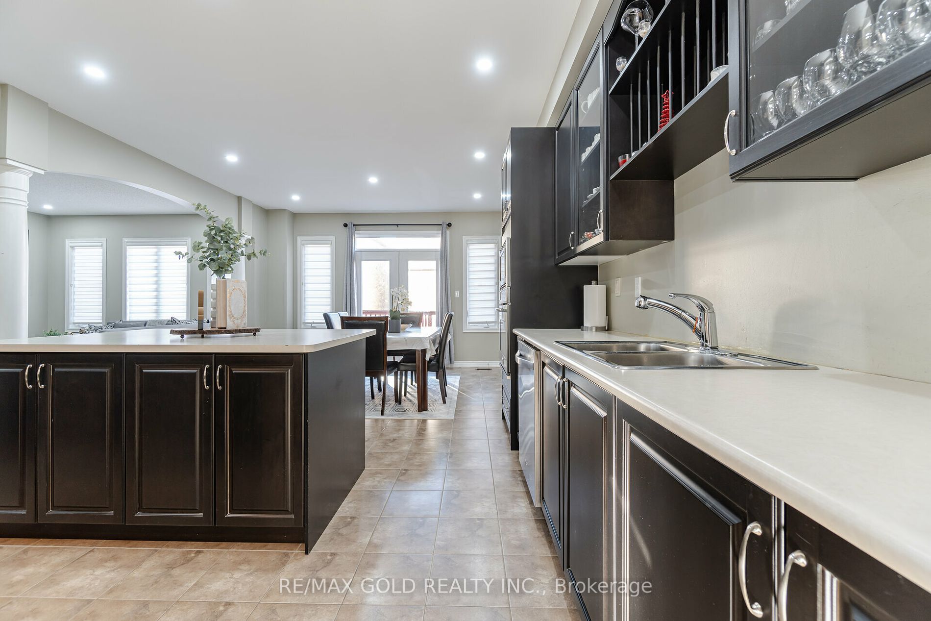 11 Clearfield Drive
