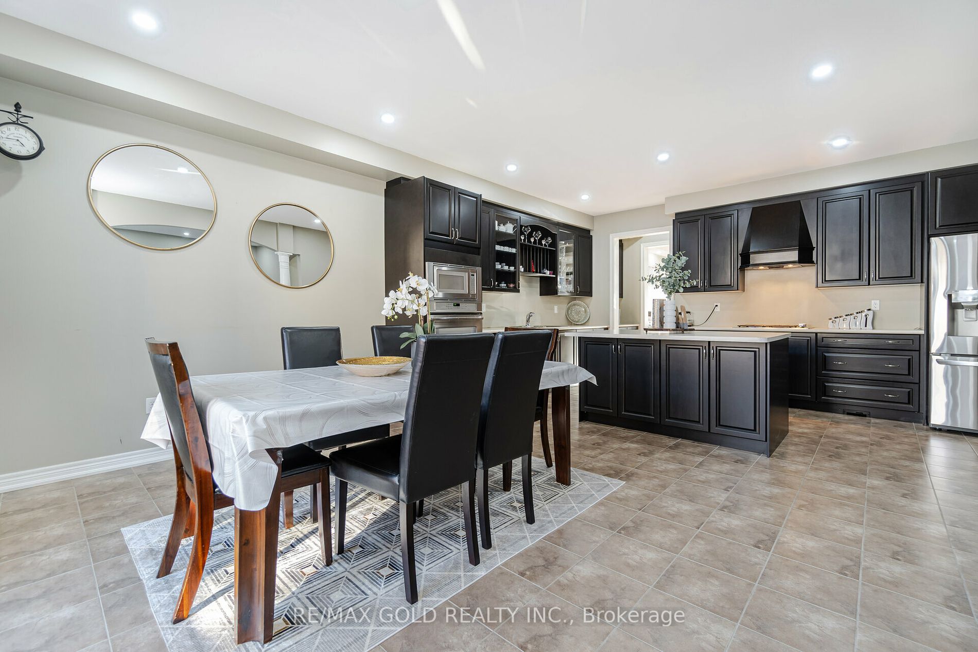 11 Clearfield Drive