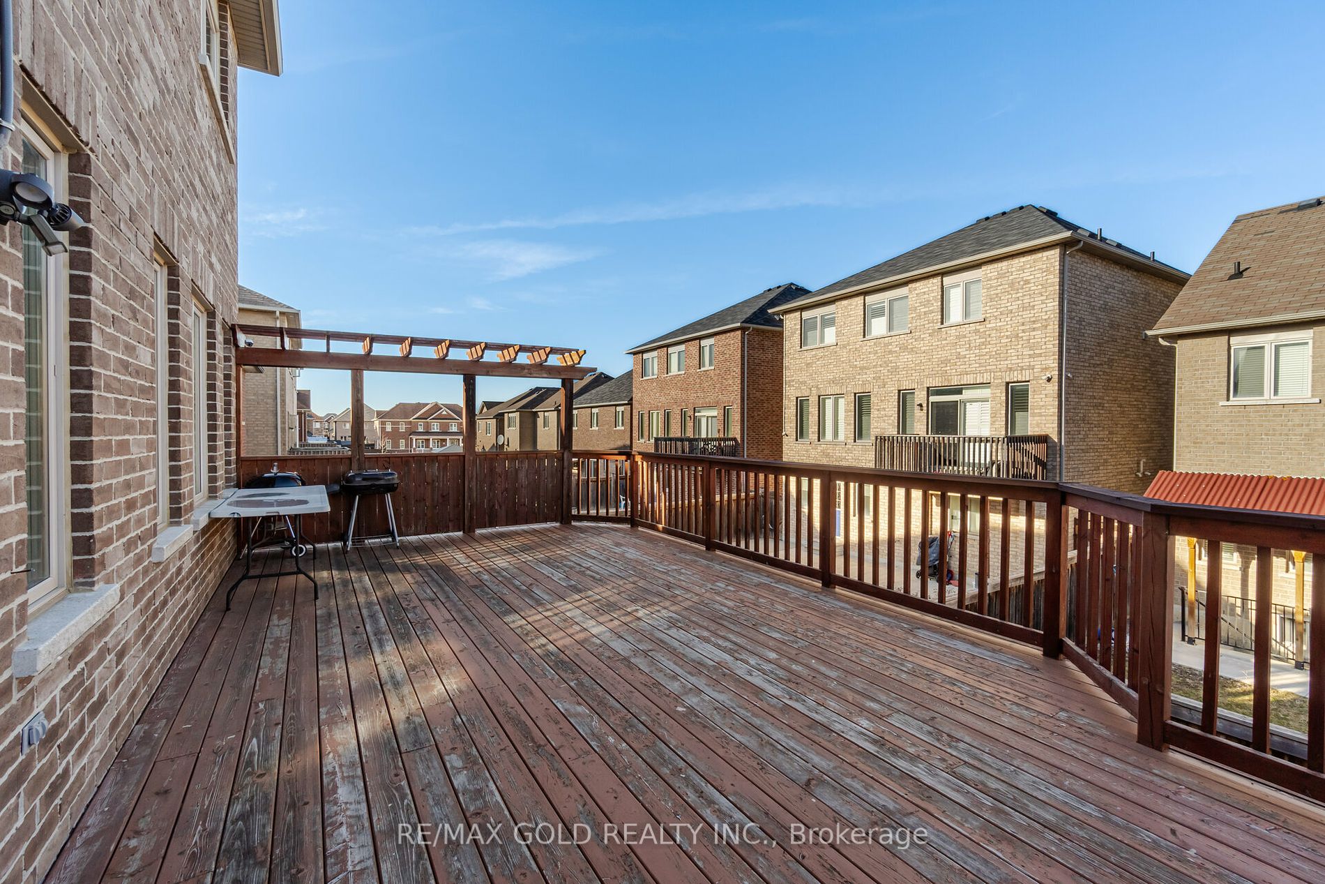 11 Clearfield Drive