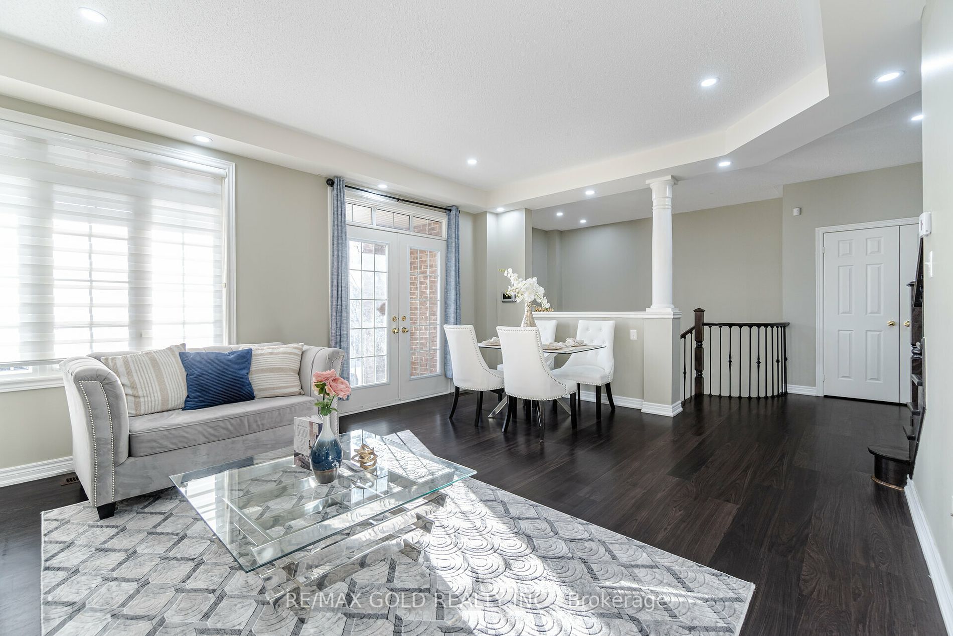 11 Clearfield Drive