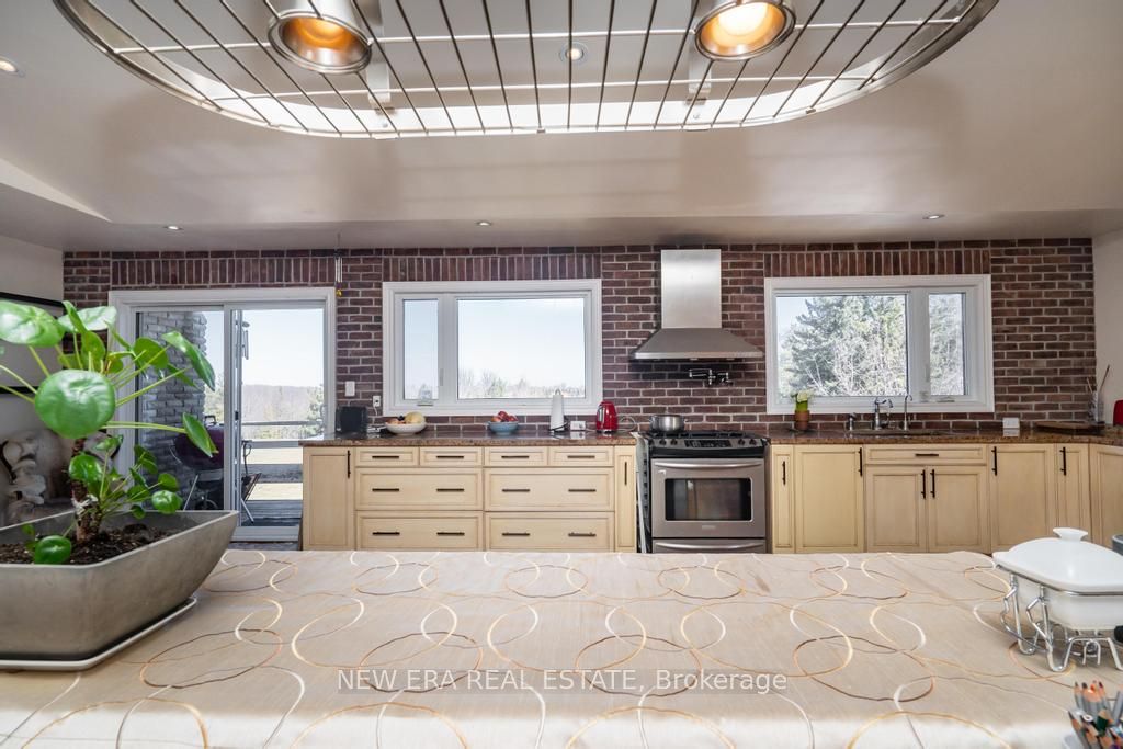 5 Glenn Crt