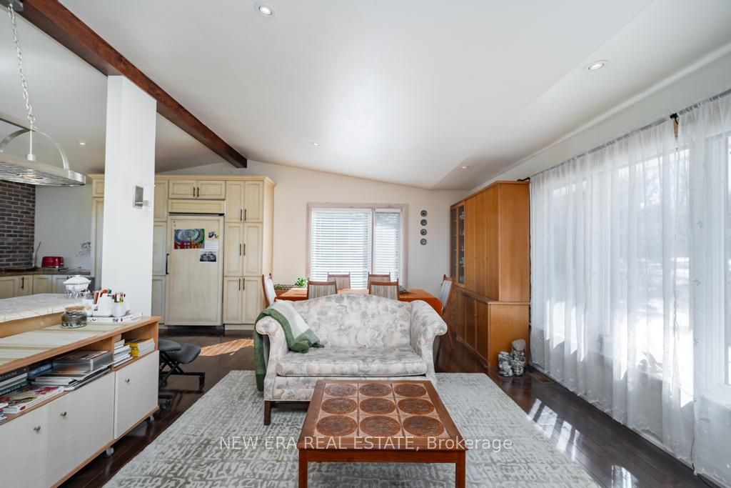 5 Glenn Crt