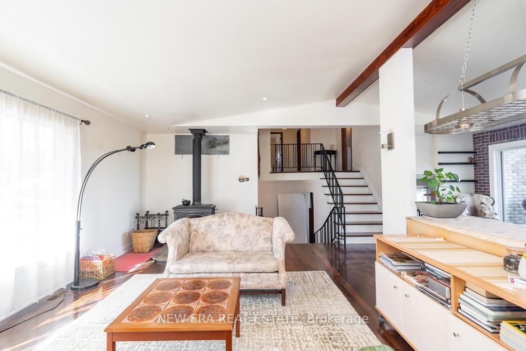 5 Glenn Crt