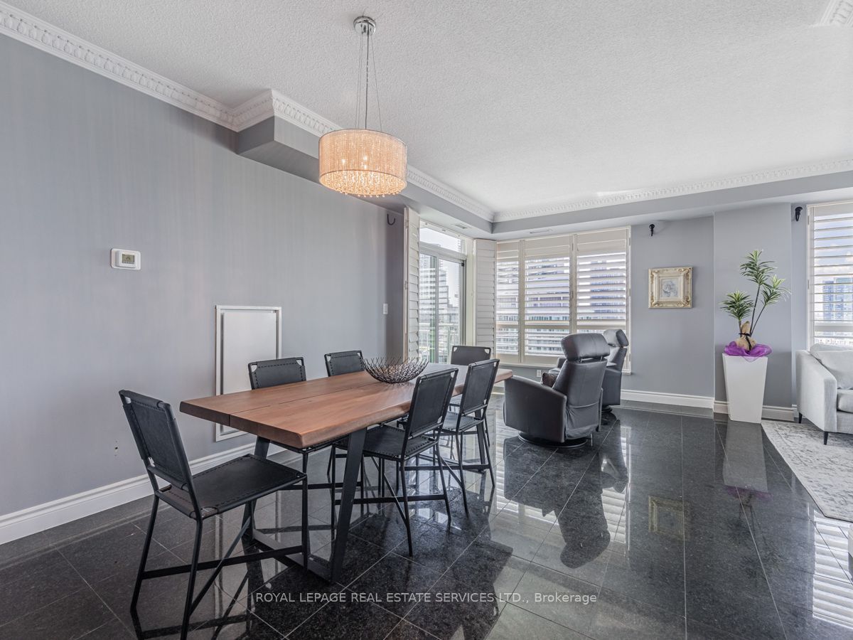 2111 Lake Shore Blvd W, #Lph 8