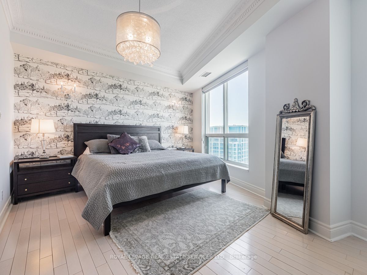 2111 Lake Shore Blvd W, #Lph 8