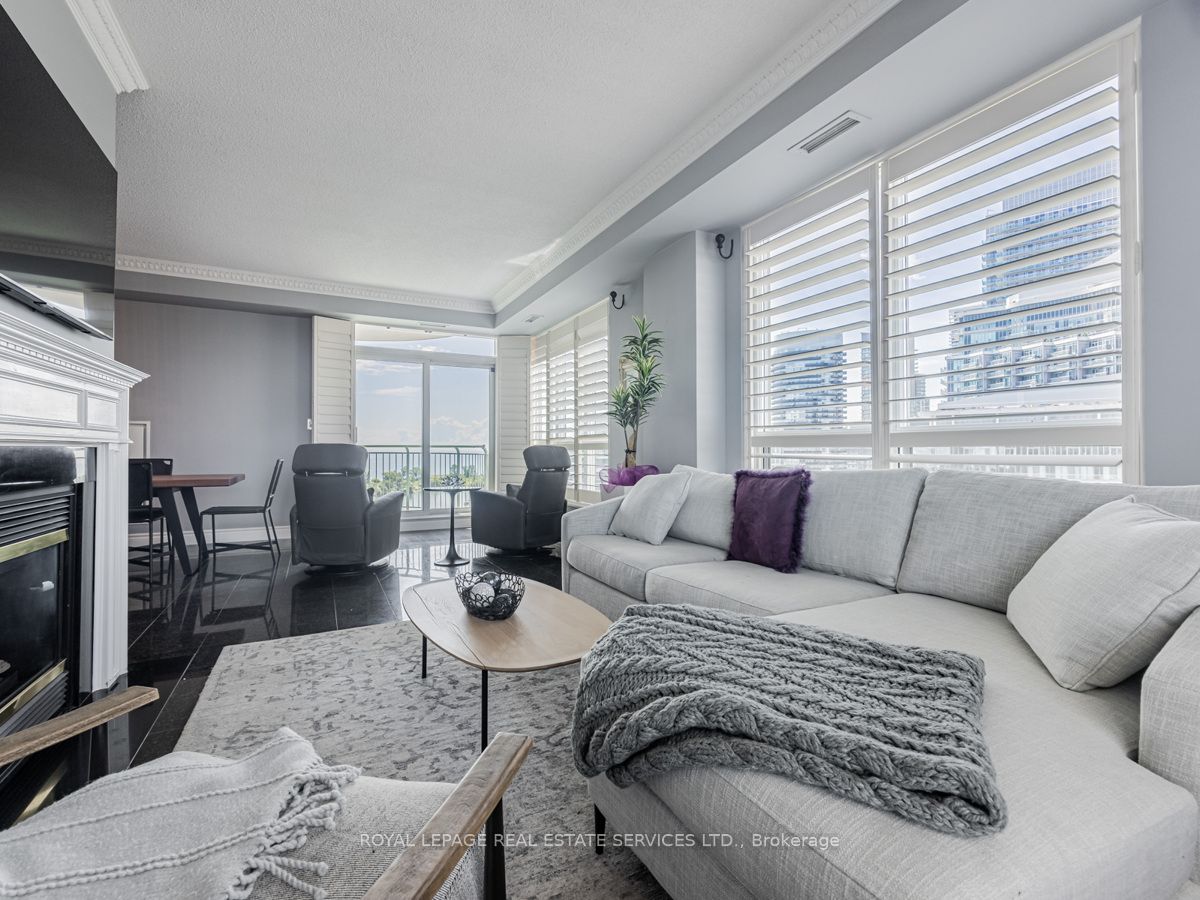2111 Lake Shore Blvd W, #Lph 8