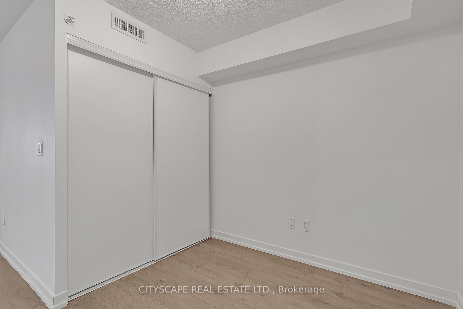 1410 Dupont St, #2505
