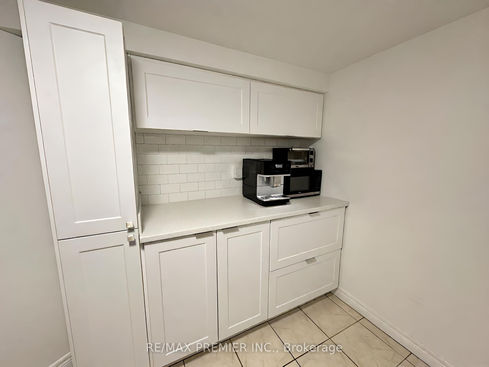 57 Lonborough Ave