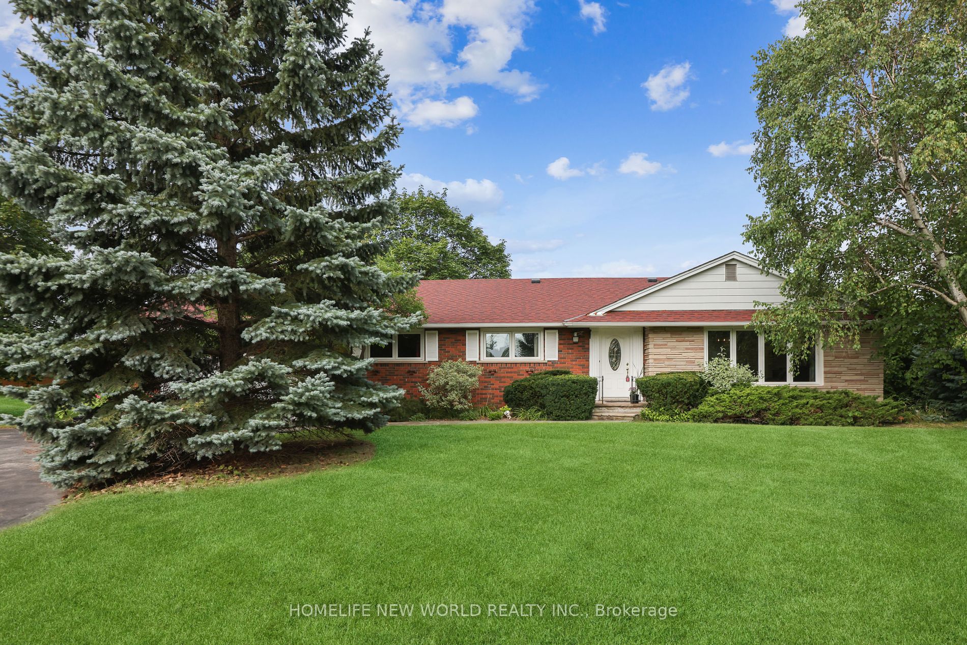 2040 Bronte Rd
