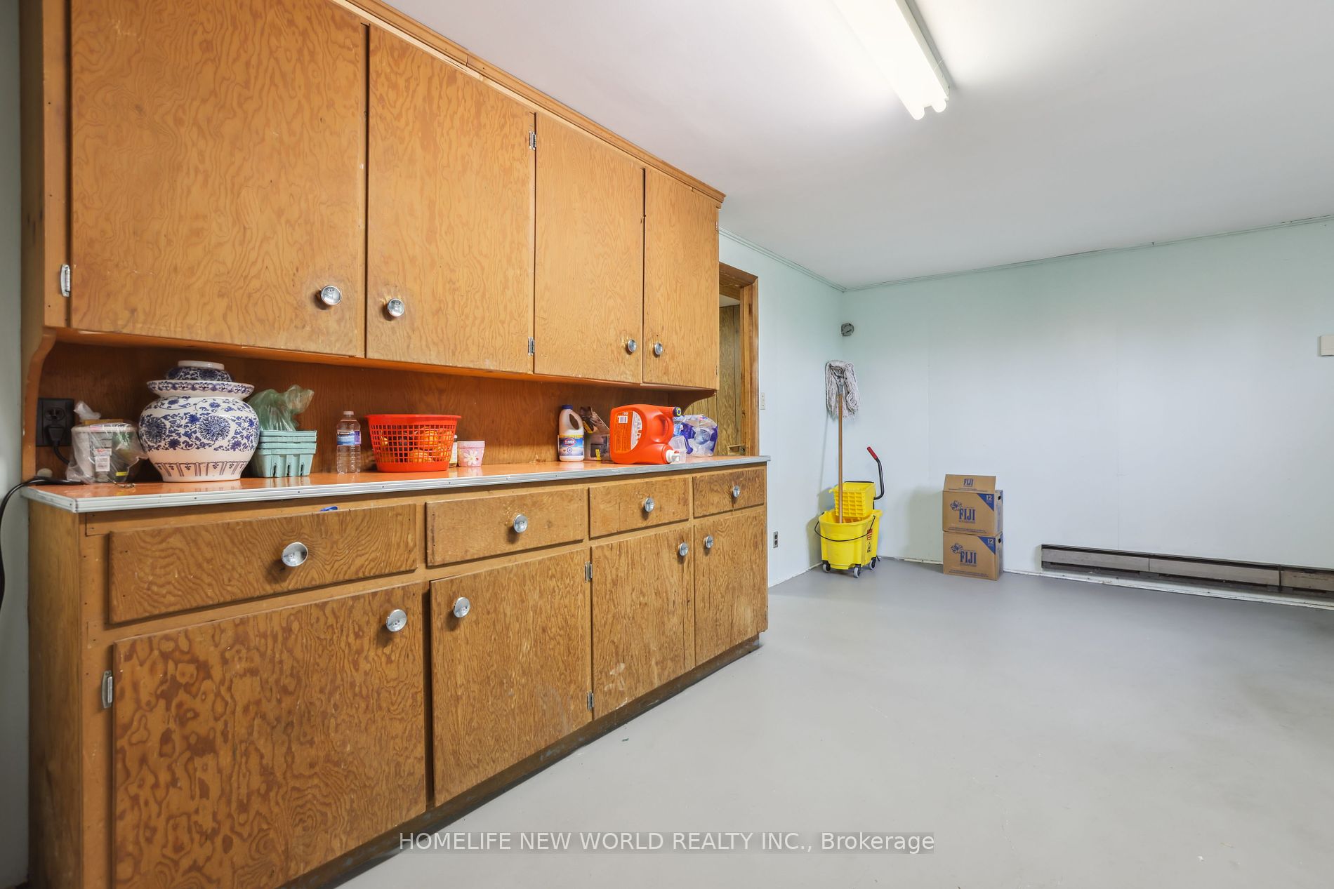 2040 Bronte Rd