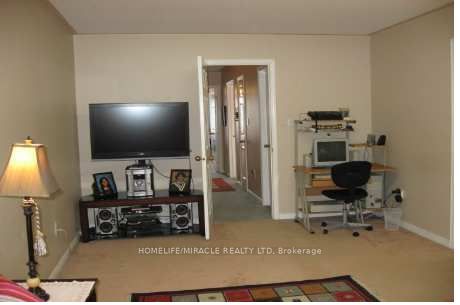 3883 Densbury Drive