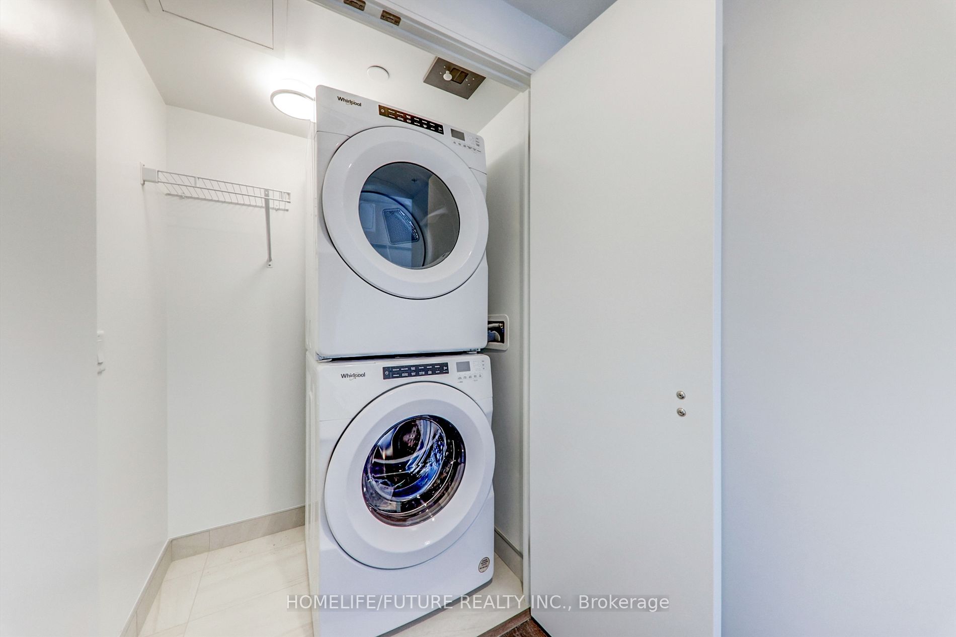 30 Samuel Wood Way, #904