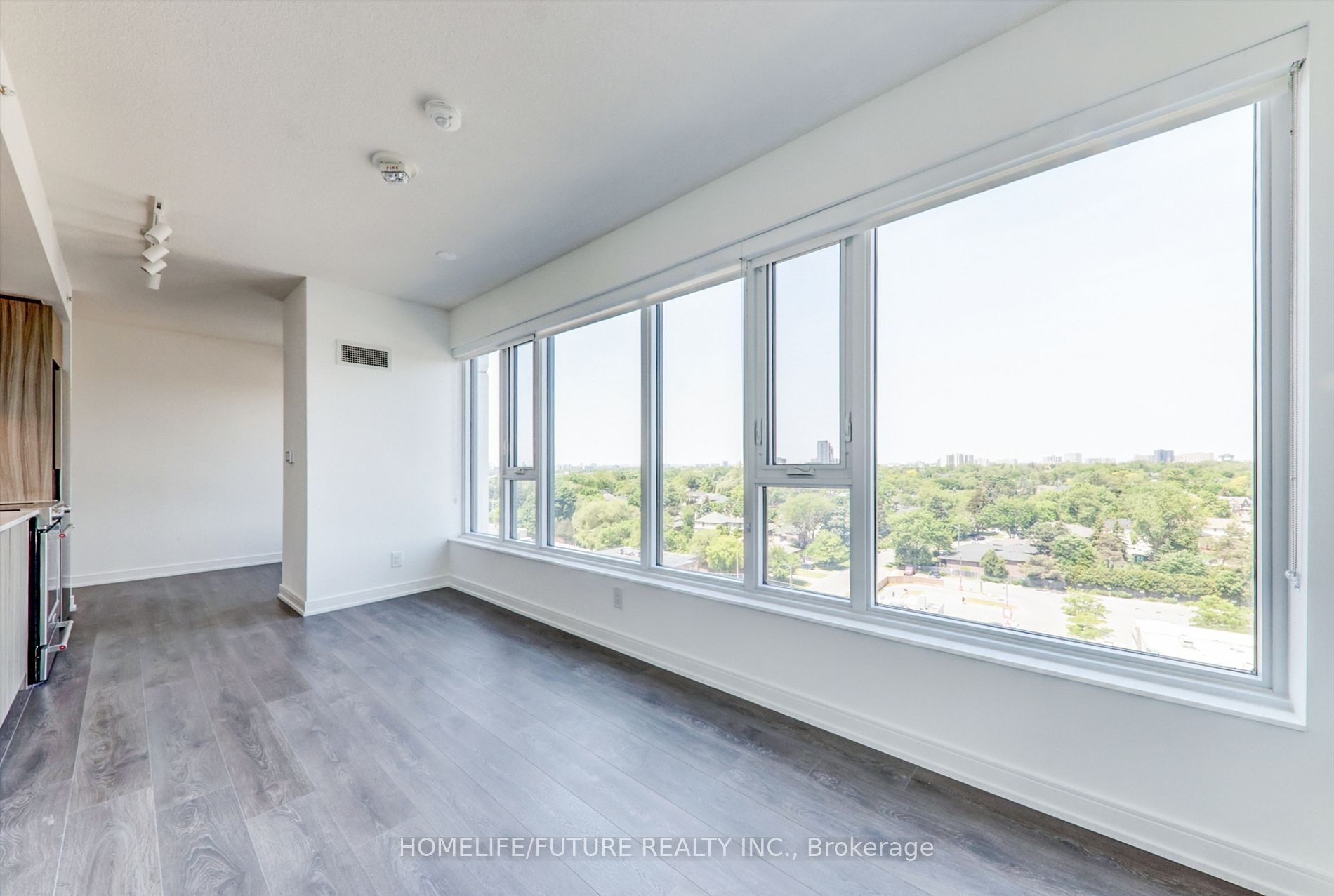 30 Samuel Wood Way, #904