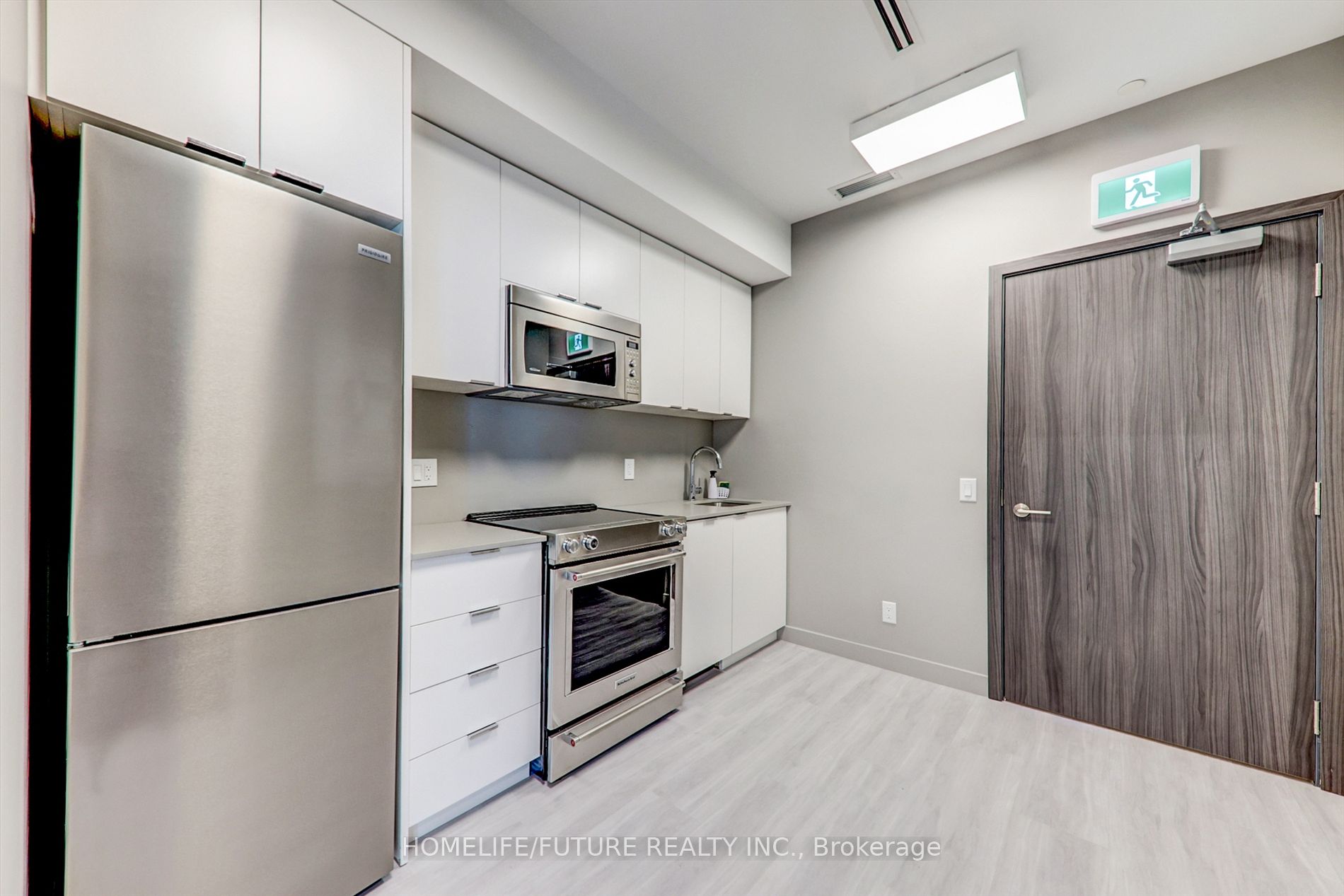 30 Samuel Wood Way, #904