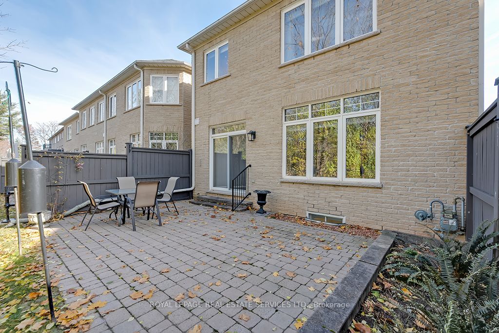 1267 Dorval Drive, #10