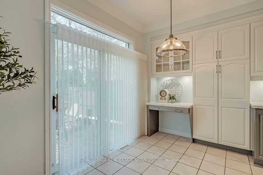 1267 Dorval Drive, #10