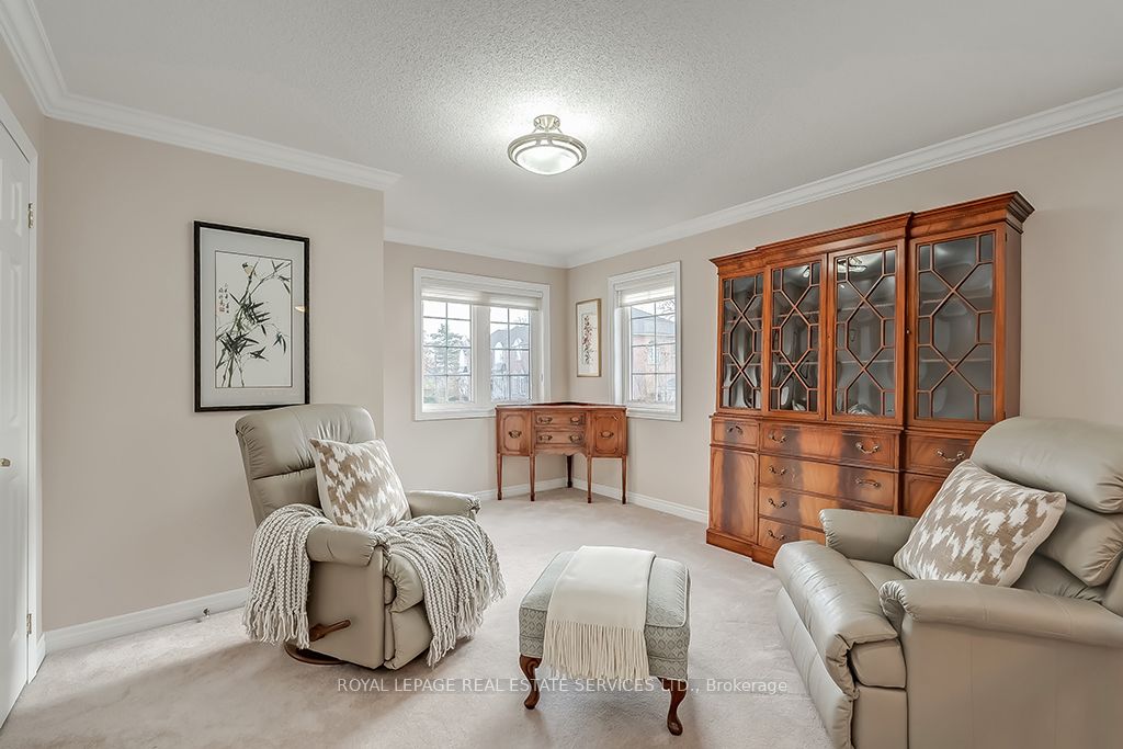1267 Dorval Drive, #10