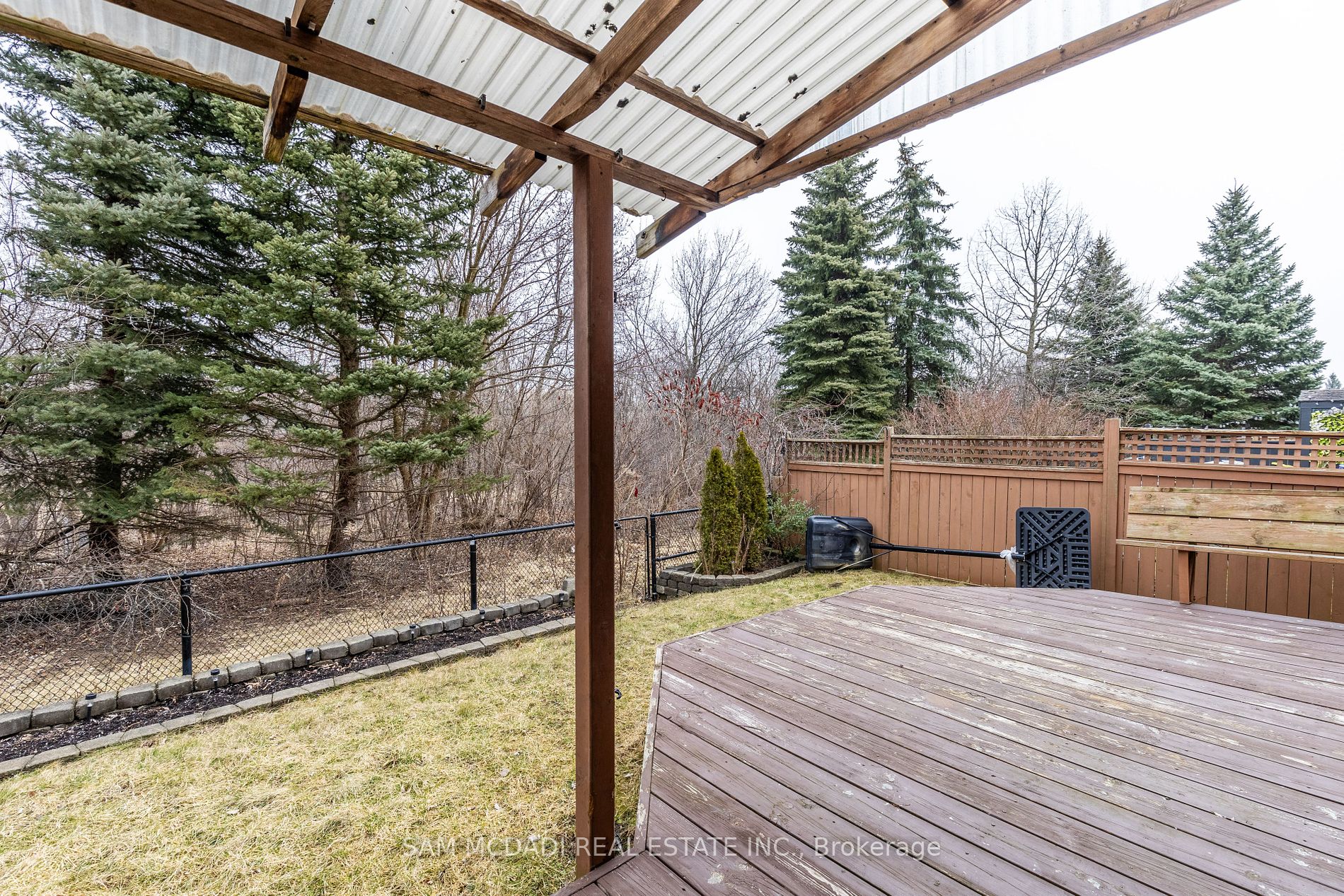 78 Pressed Brick Dr