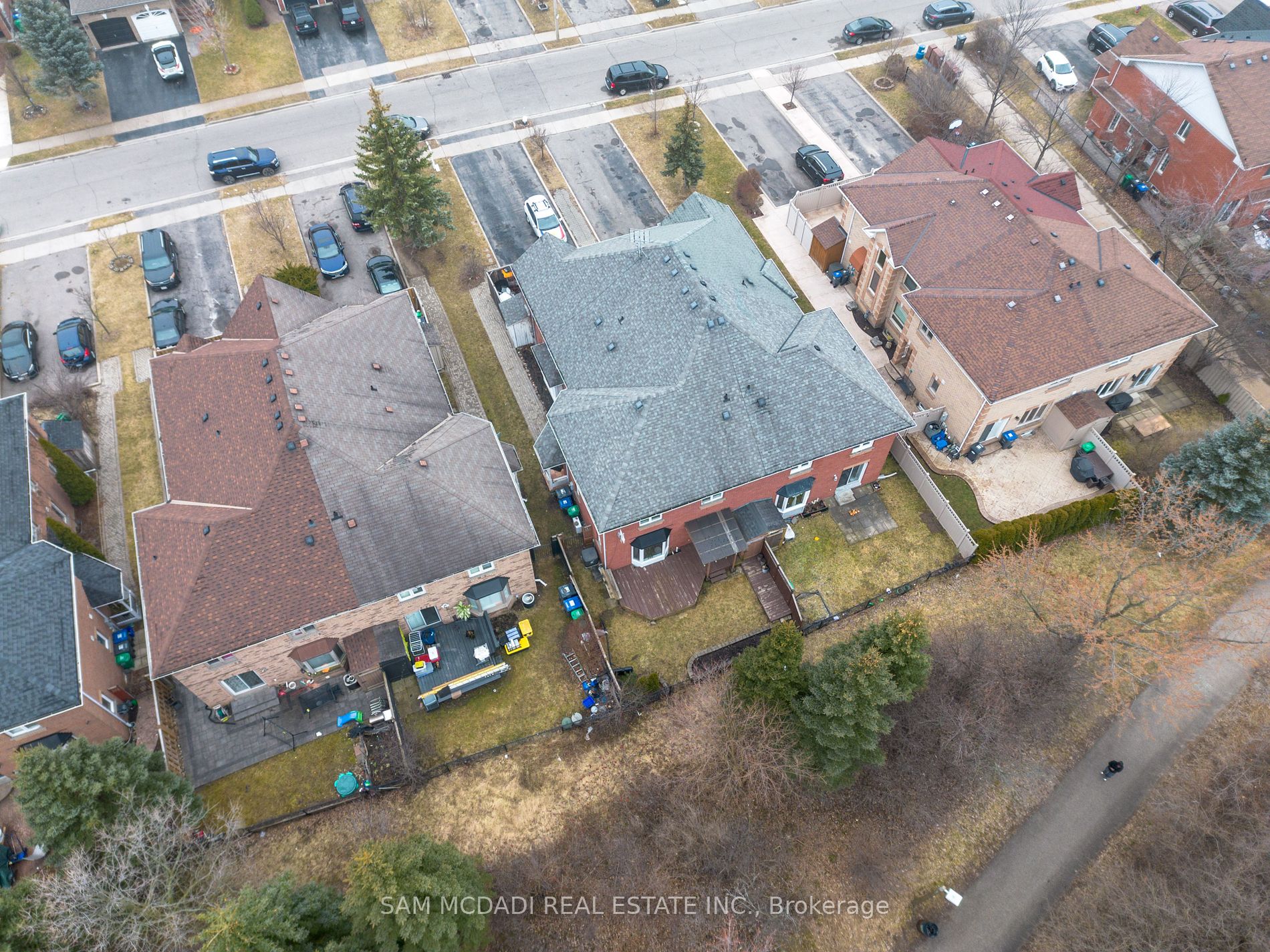 78 Pressed Brick Dr