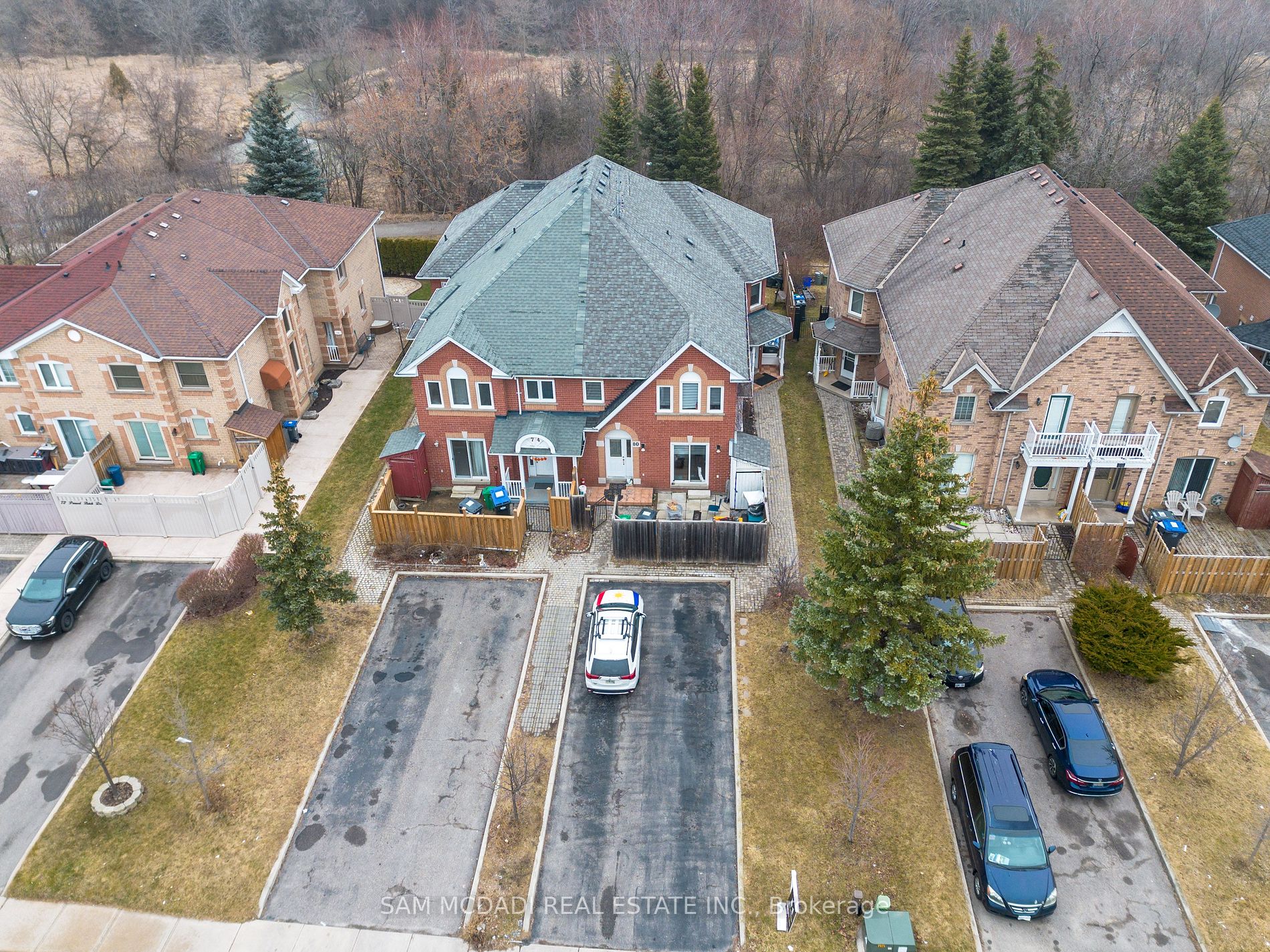 78 Pressed Brick Dr