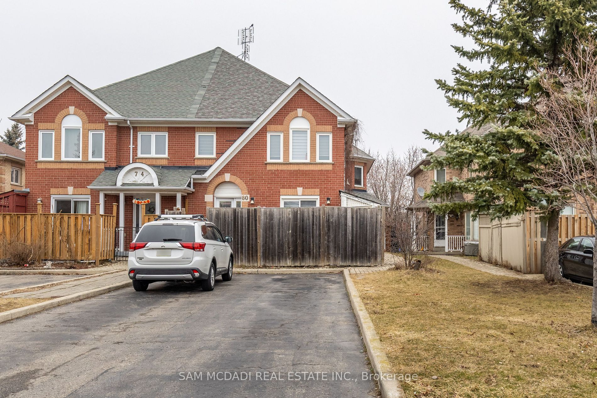 78 Pressed Brick Dr