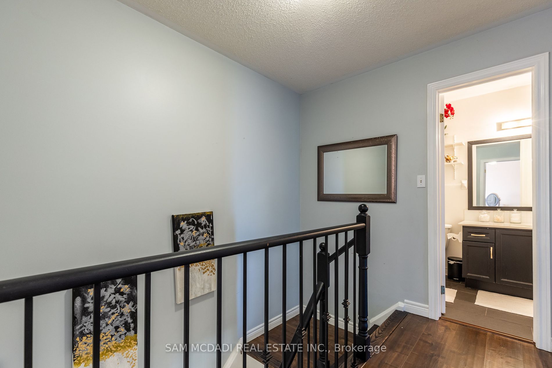 78 Pressed Brick Dr