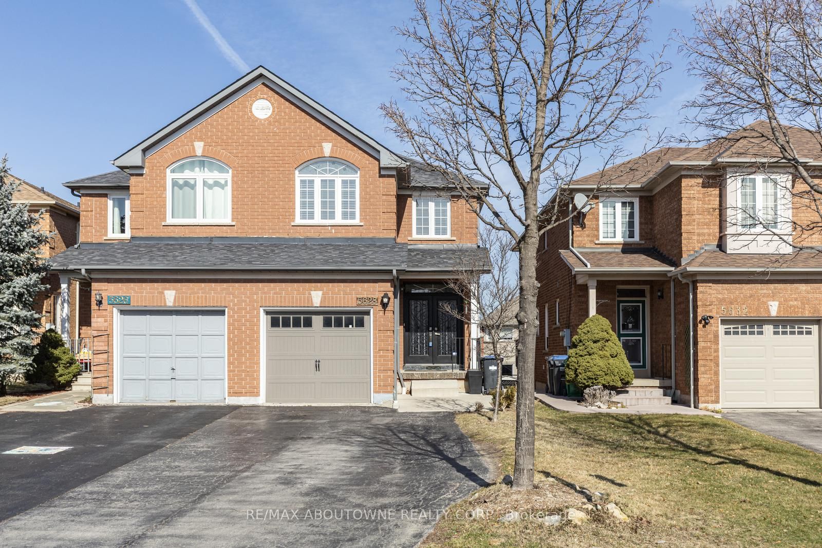 5628 Palmerston Cres