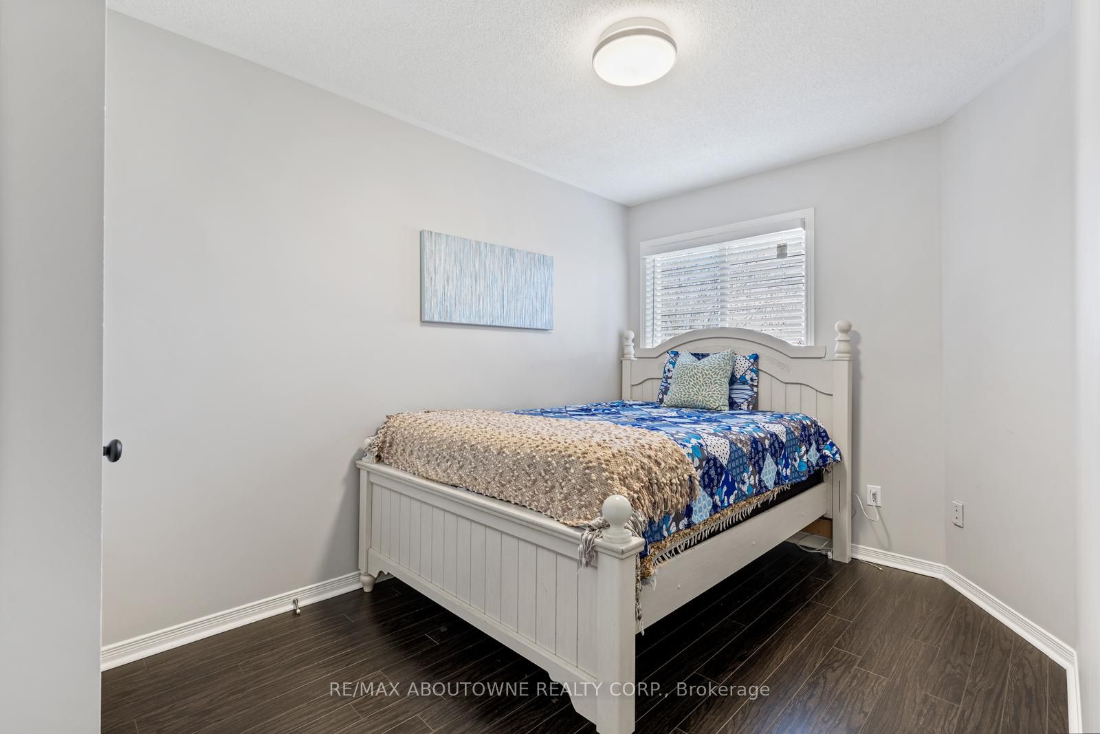 5628 Palmerston Cres